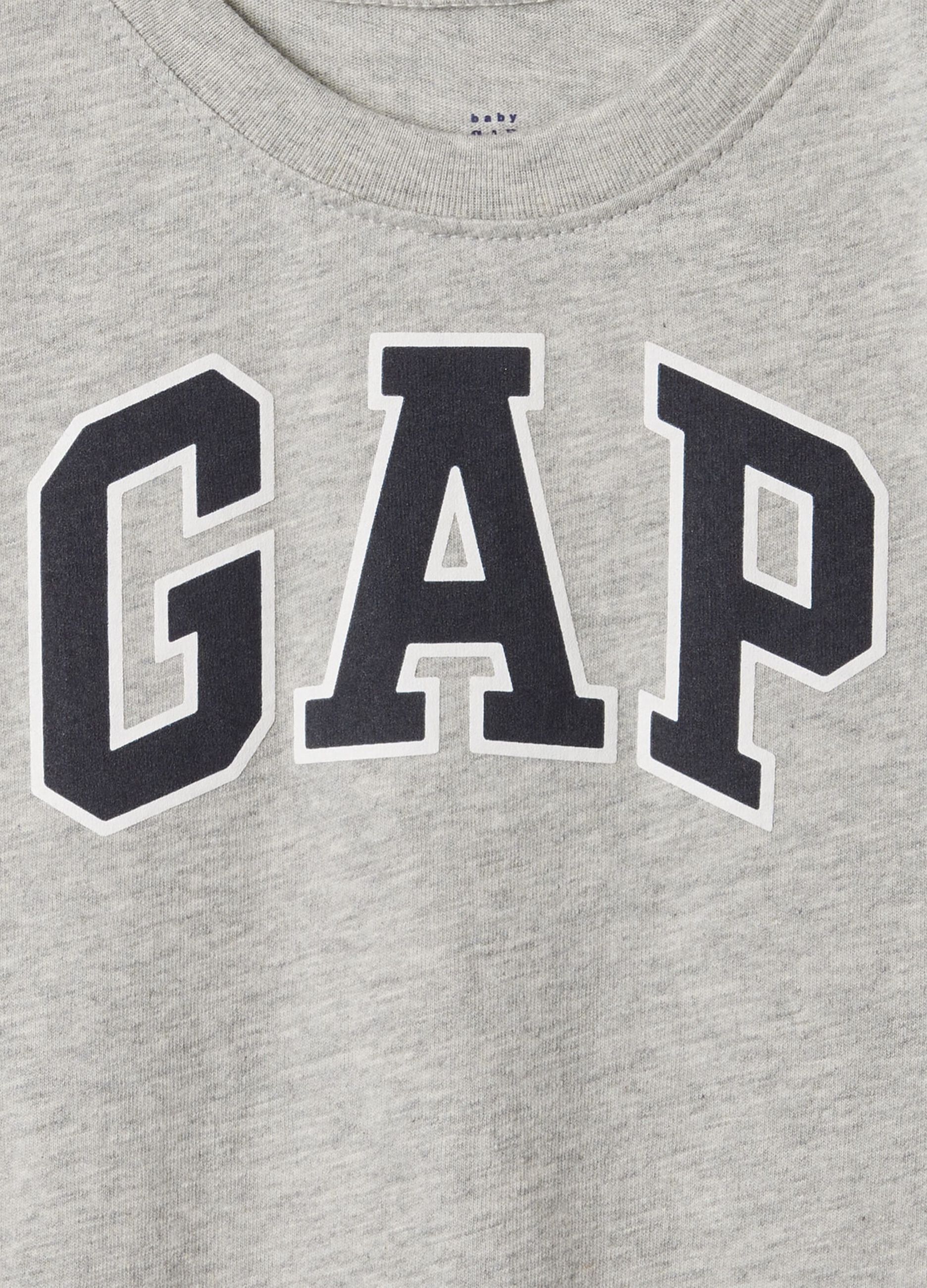 T-shirt in puro cotone con logo GAP