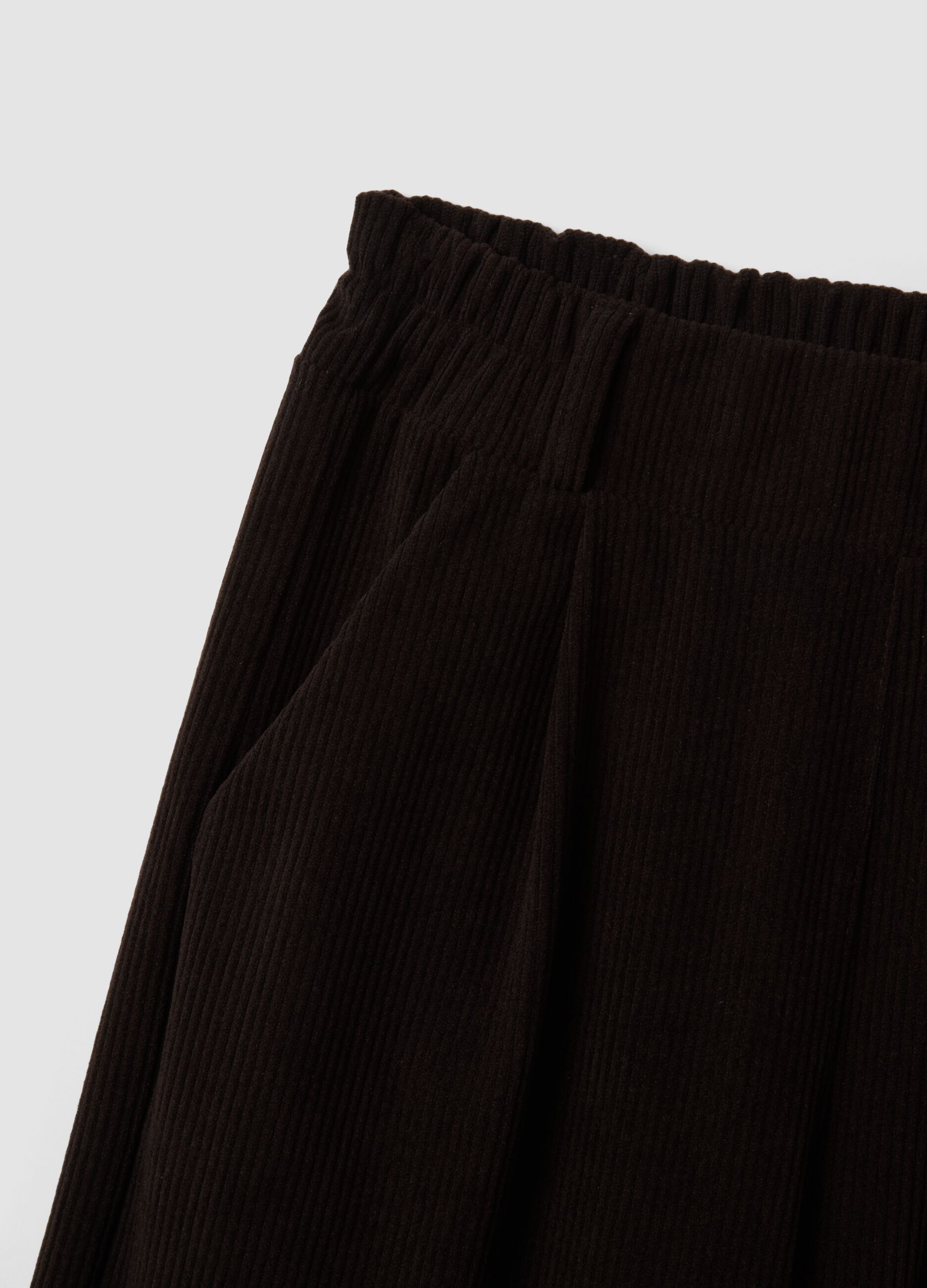 Brown wide-leg ribbed trousers, regular fit