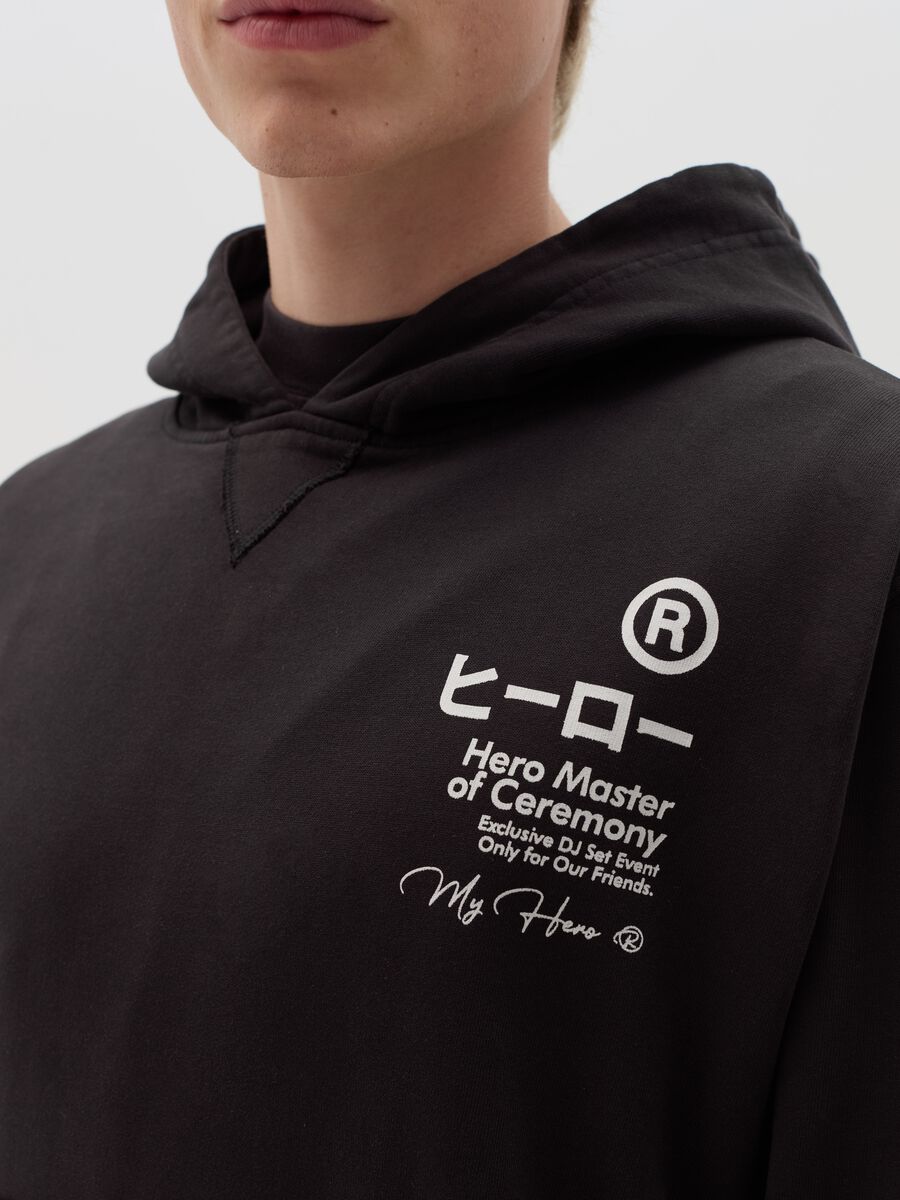Hoodie with print_2