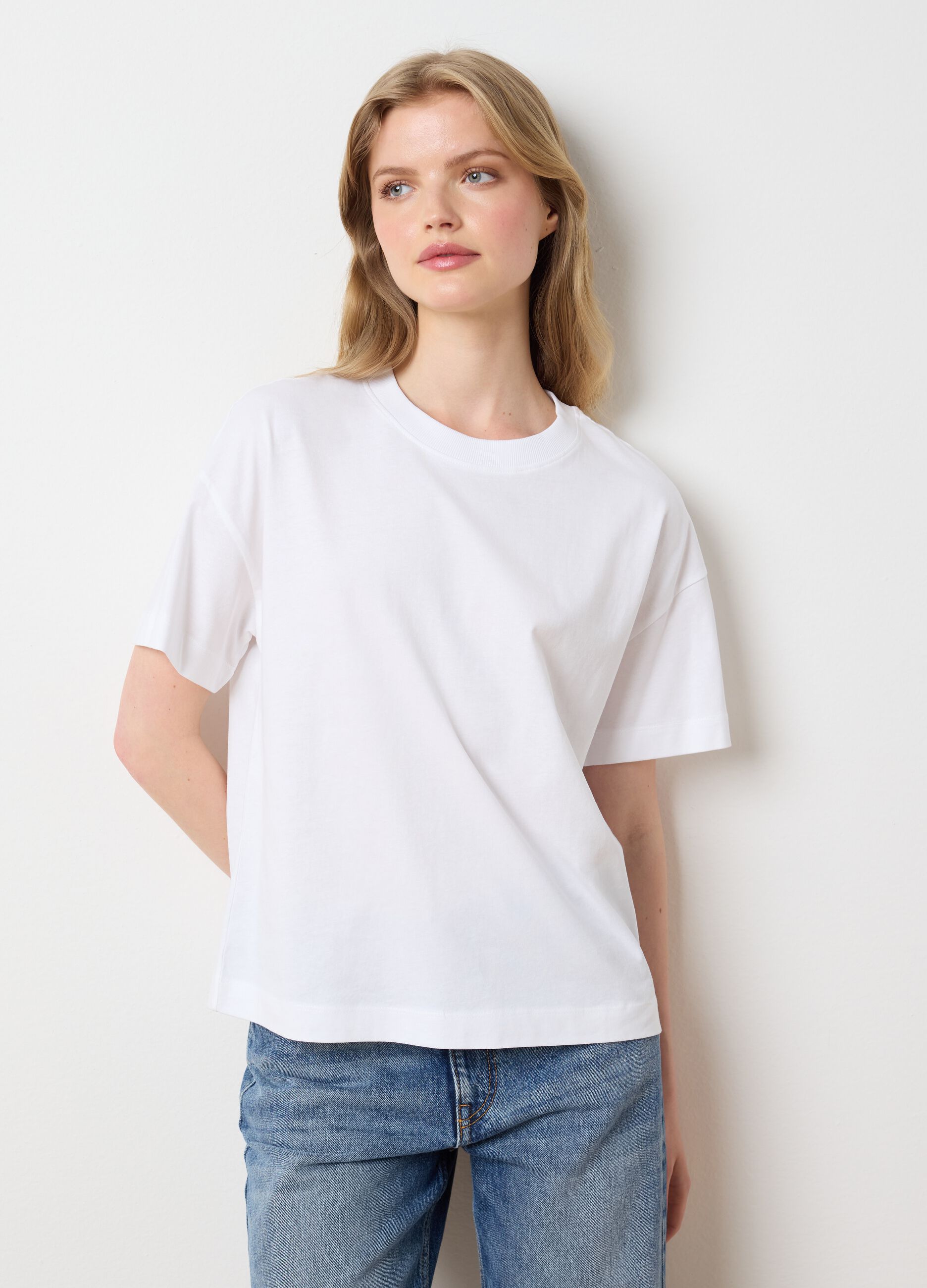 Pure Cotton White T-shirt by Les Copains