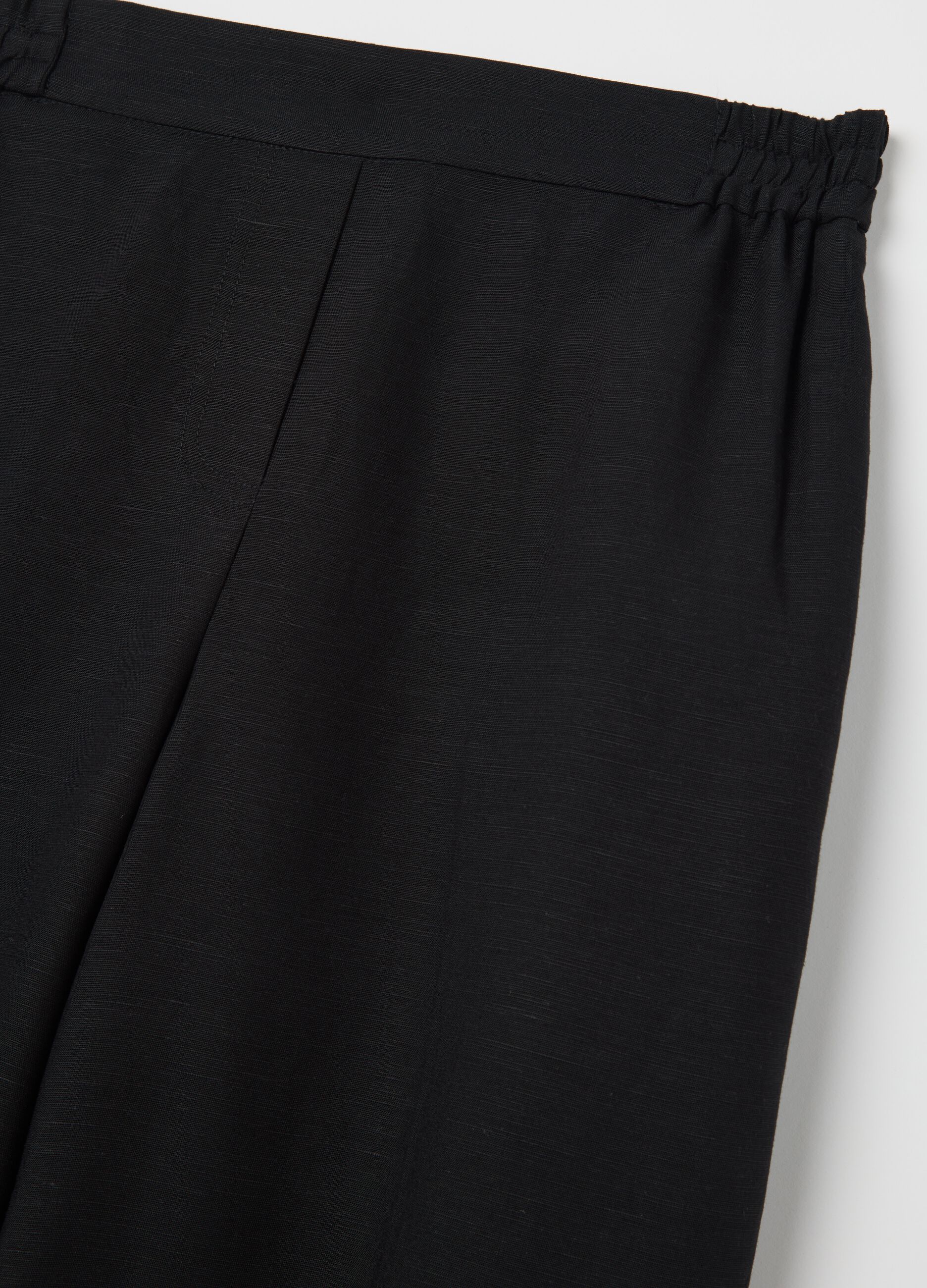 Black pull-on trousers in linen and viscose