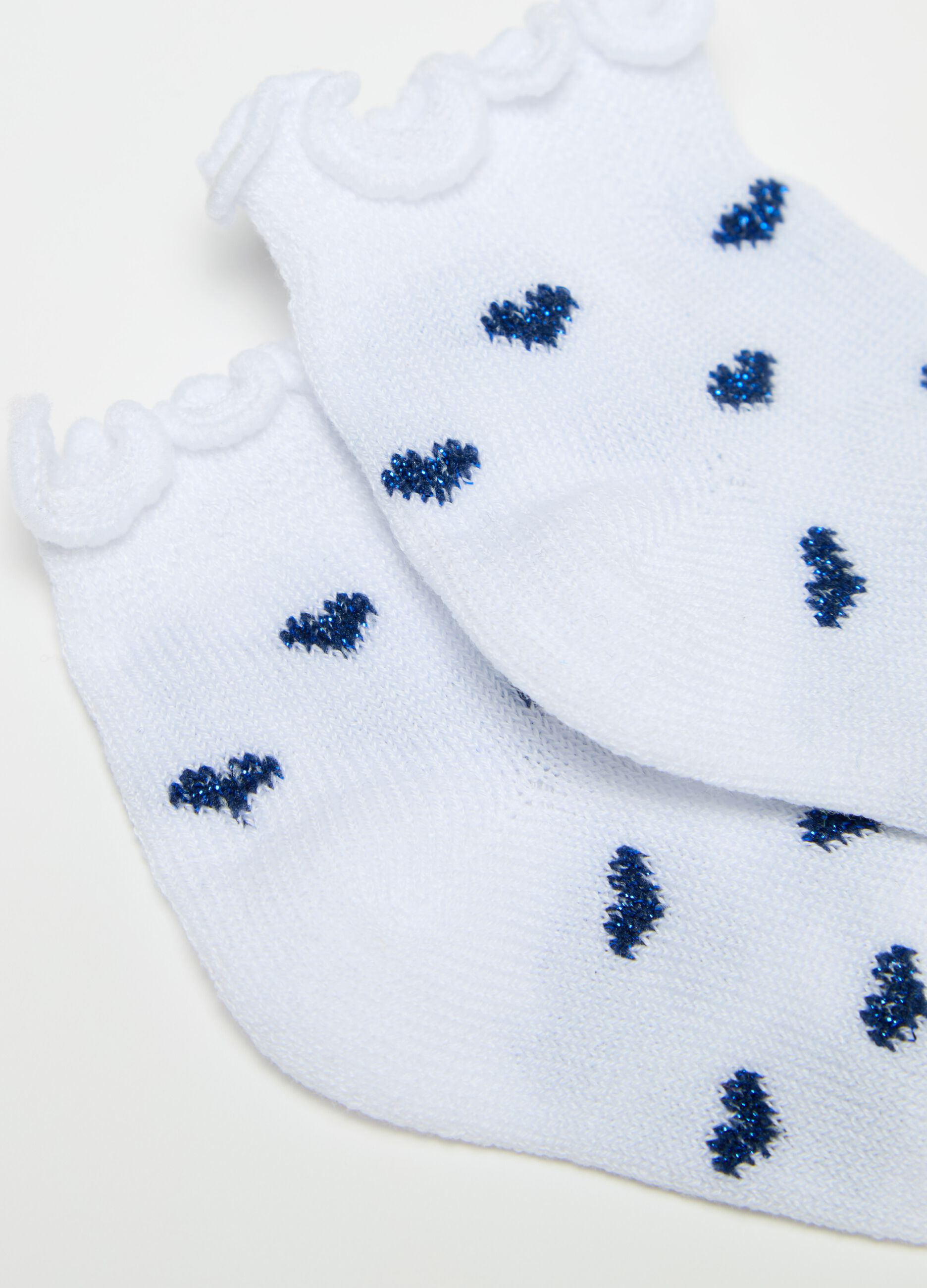 Three-pair pack socks with lurex and hearts design