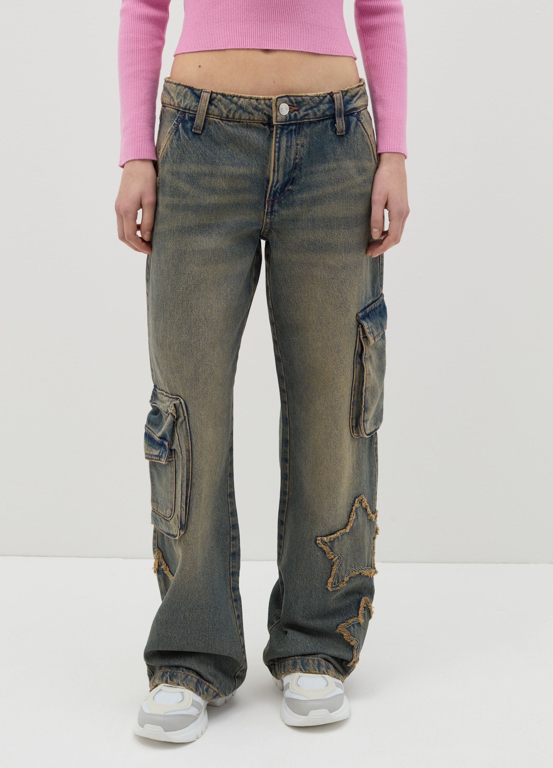 Cargo jeans with stars application