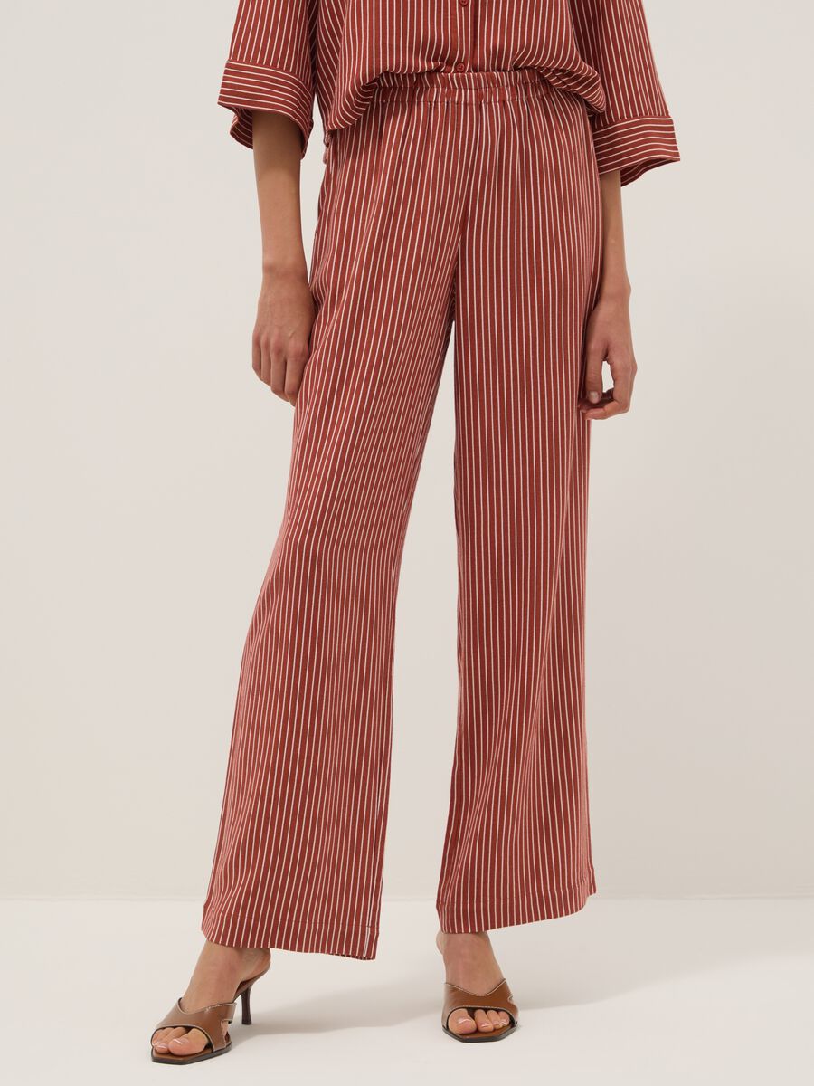 Red and white striped viscose and linen-blend straight-fit trousers_1