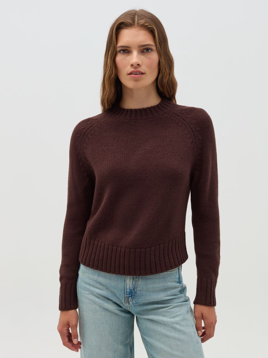 Pullover with raglan sleeves_0