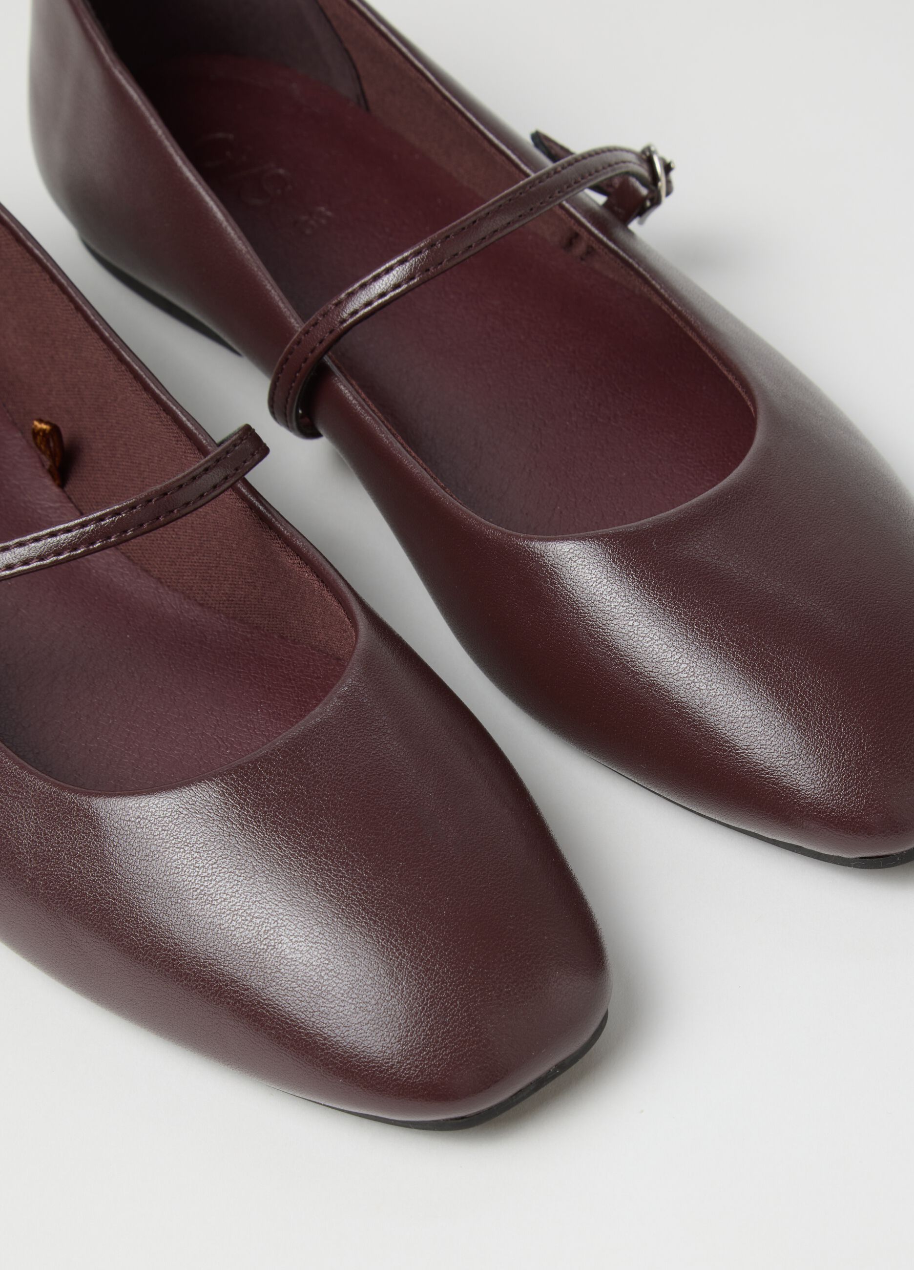 Brown ballet flats with strap