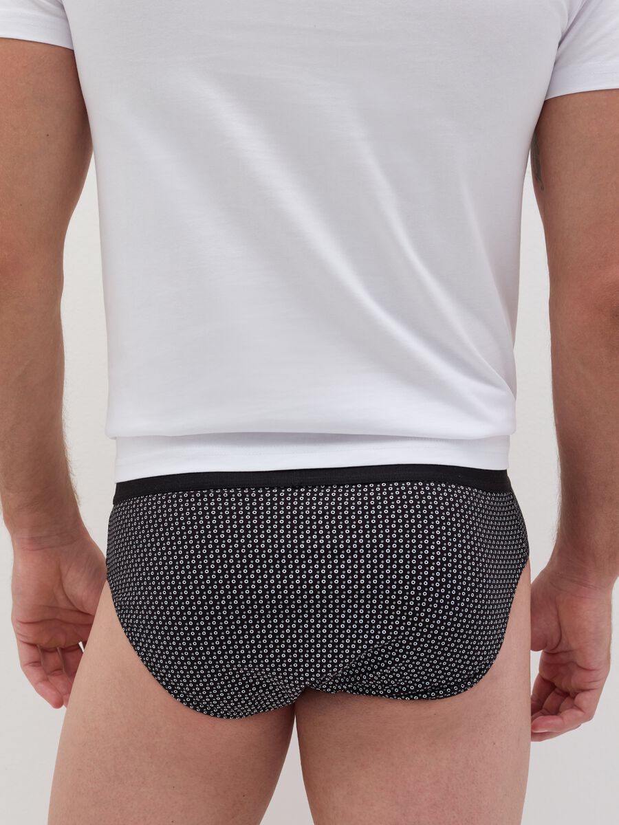 Five-pack organic cotton briefs with micro pattern_3