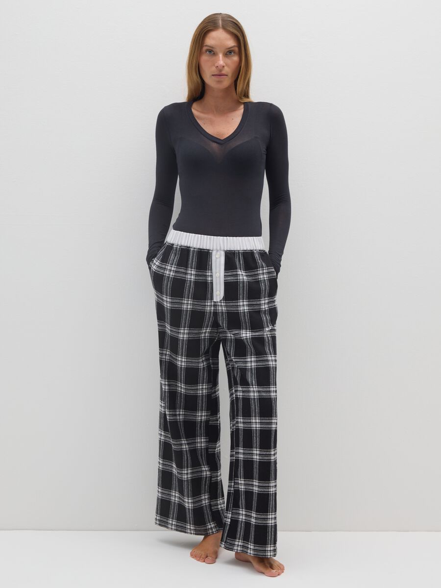 Pantaloni in flanella neri regular fit_0