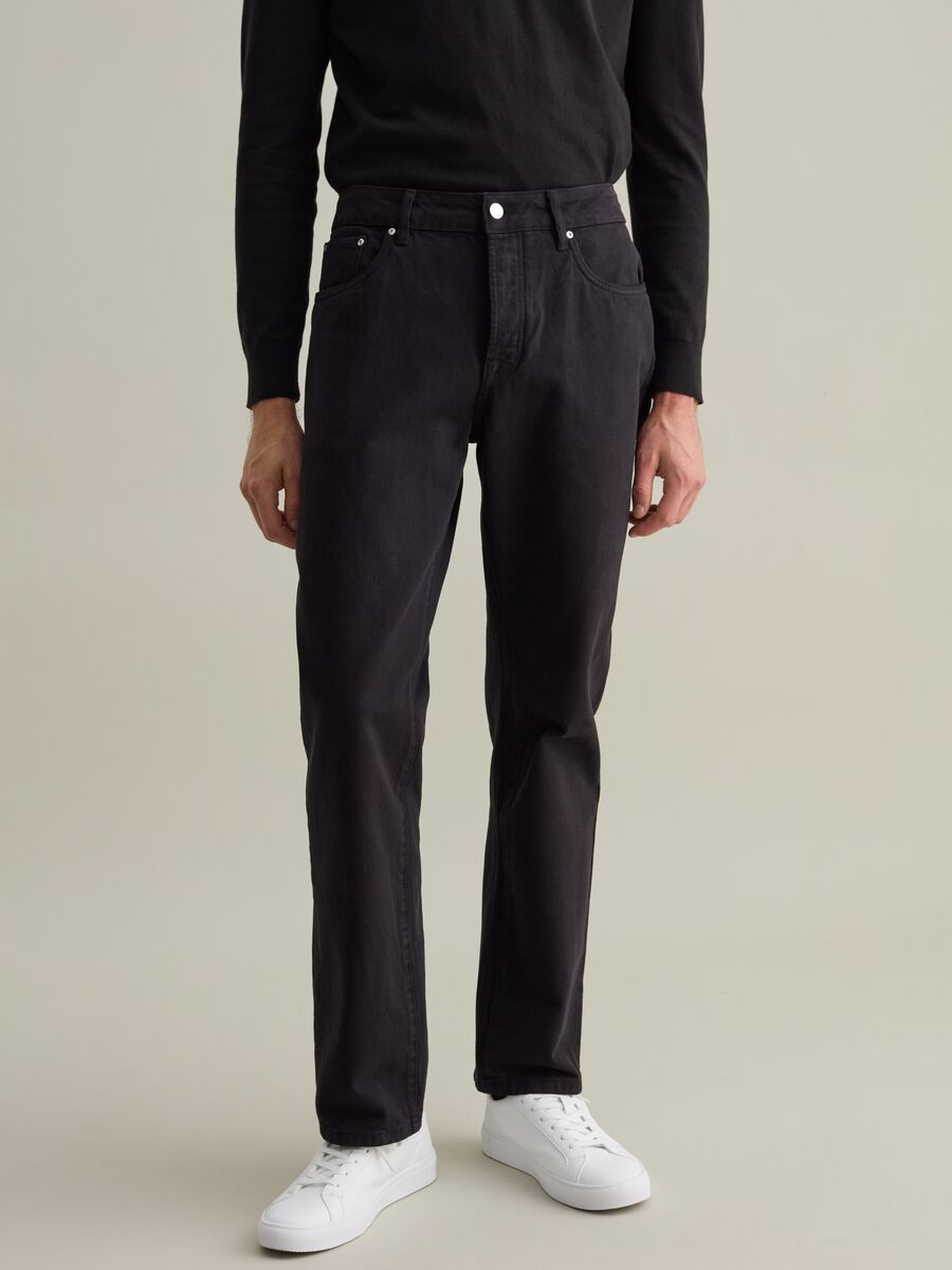 Straight-fit jeans in cotton twill_0