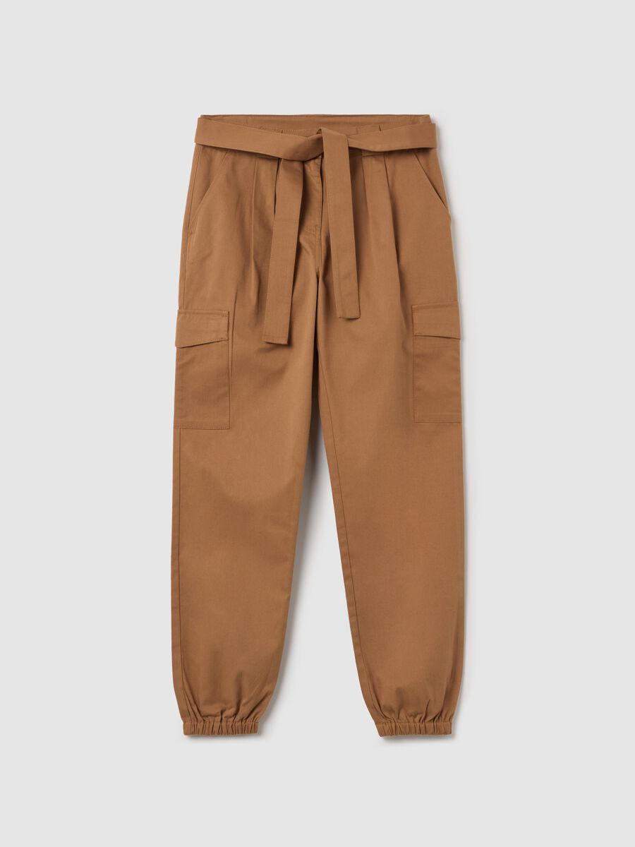 Cargo trousers with a belt_0