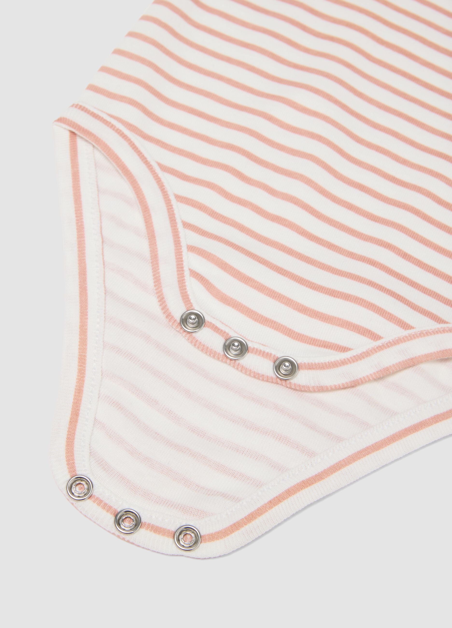 Tripack body smanicati multicolor in puro cotone organico da neonato