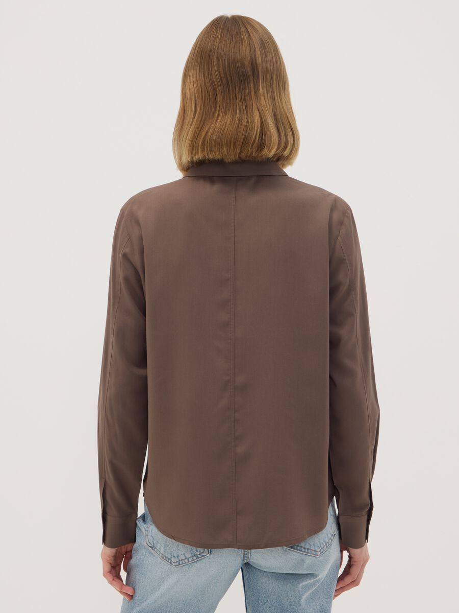 Camicia marrone in pura viscosa regular fit_3