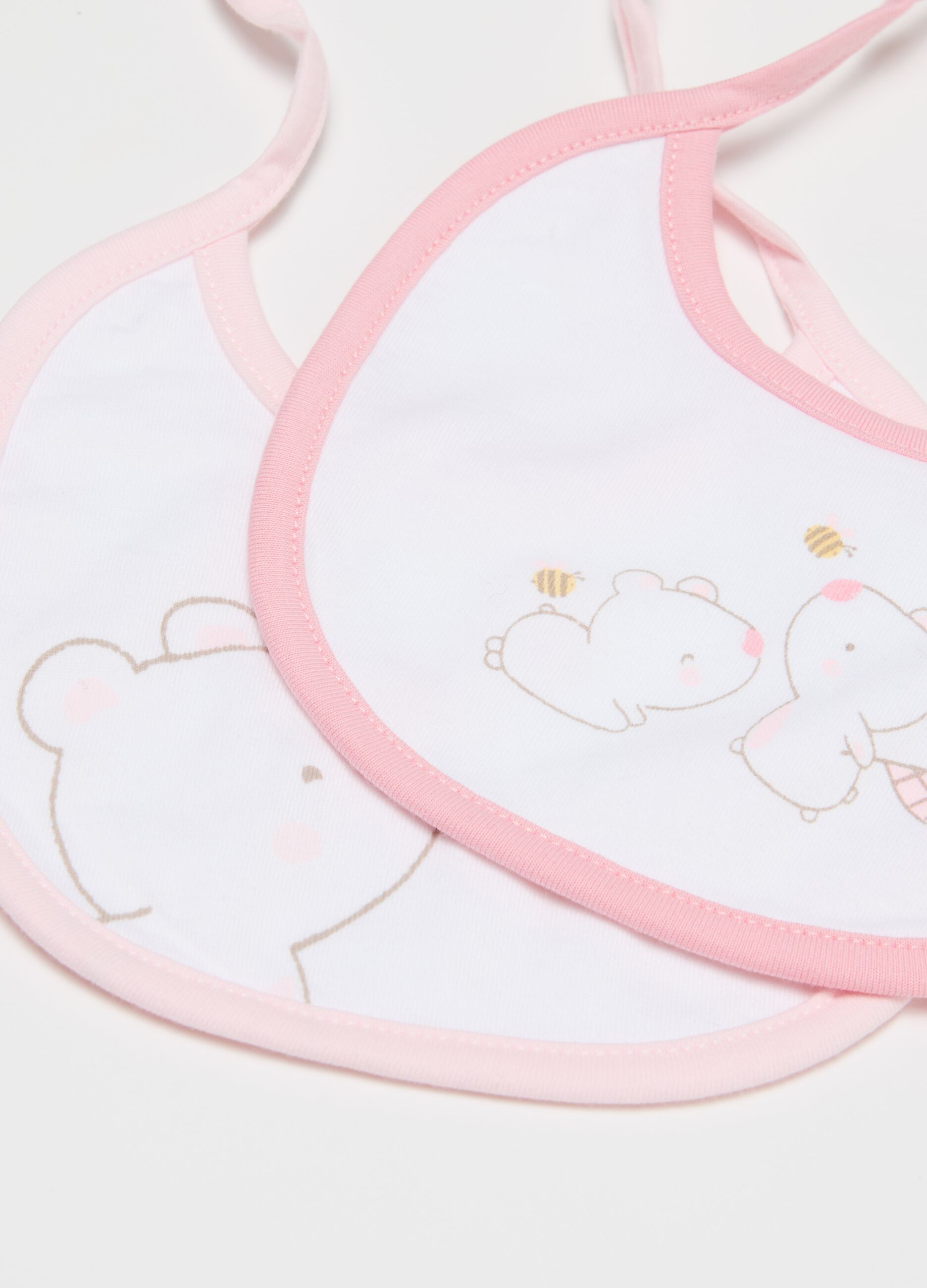 Two-pack bibs with teddy bears and bees print