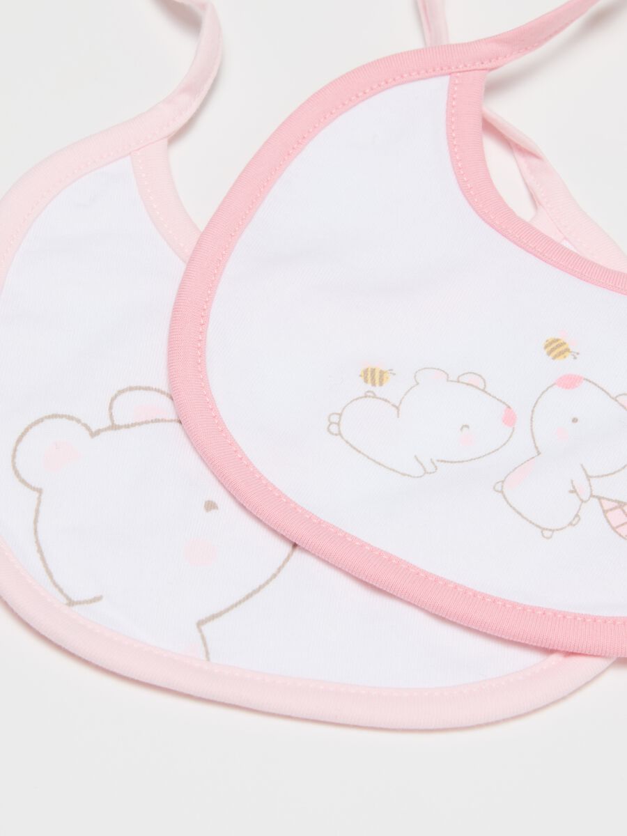 Two-pack bibs with teddy bears and bees print_1