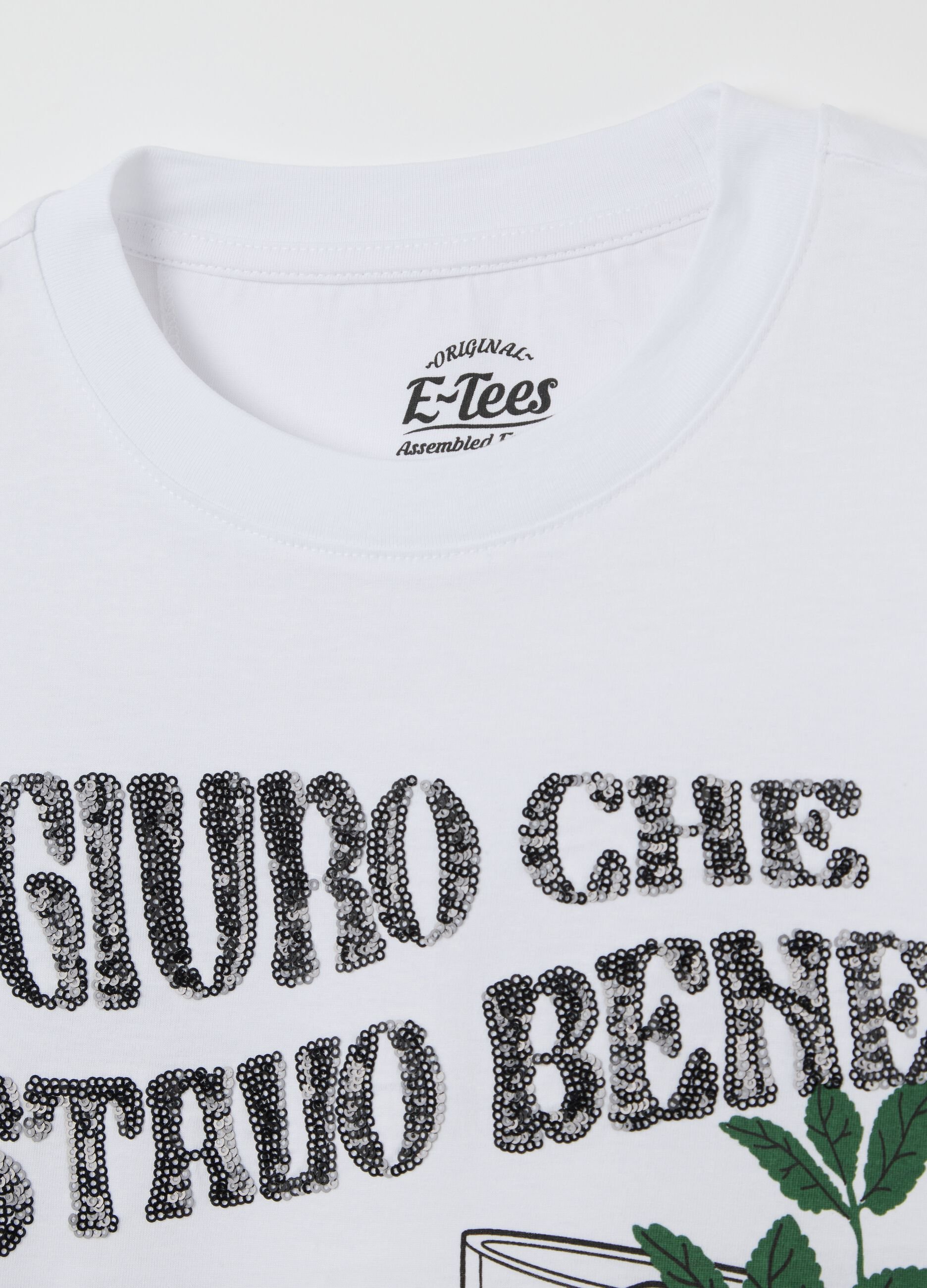 White T-shirt in cotton with sequins and mojito print