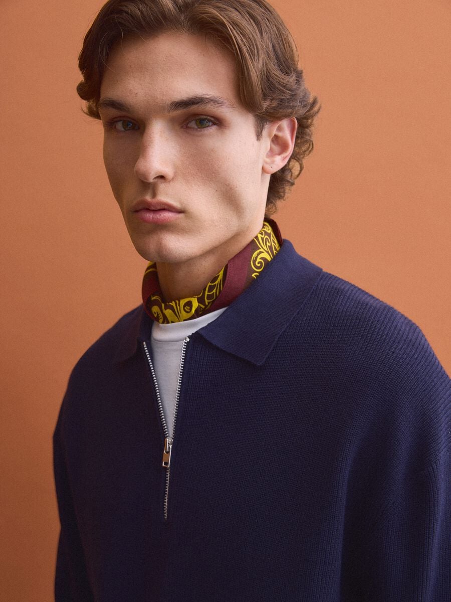 Polo blu in puro cotone con zip e collo classico_0