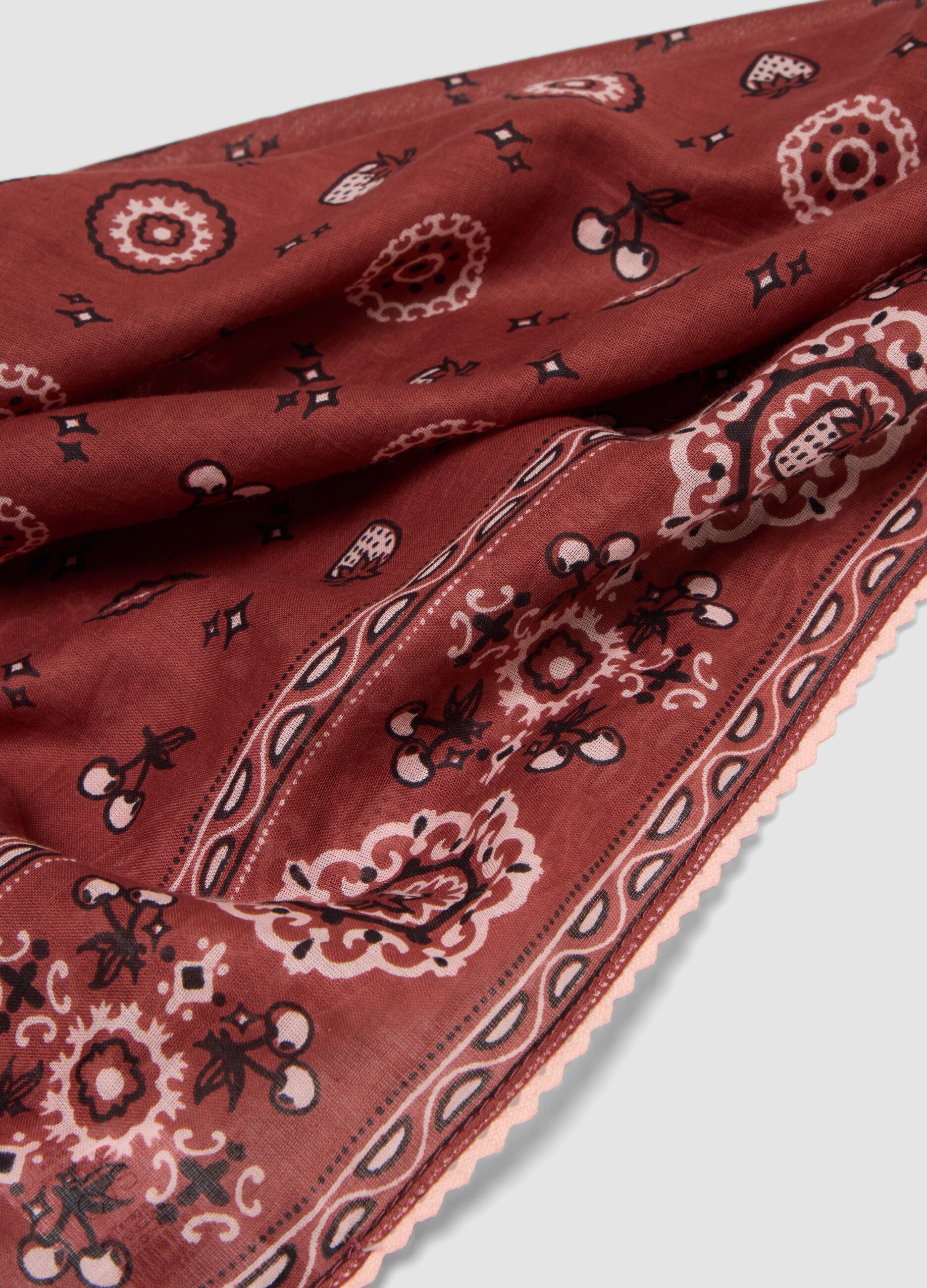 Red bandana in pure cotton