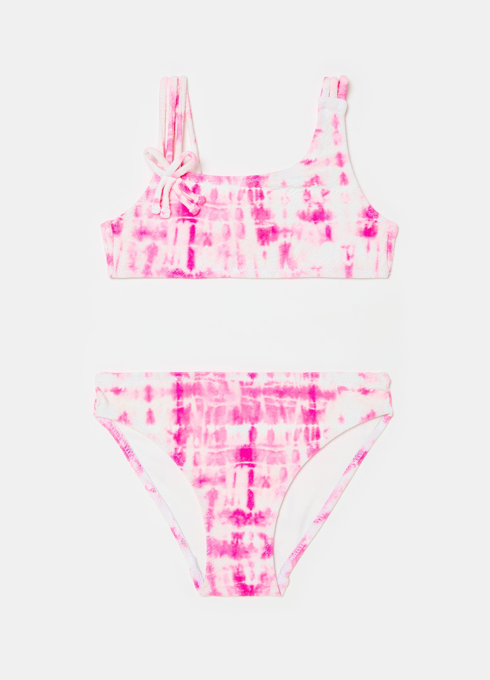 Bikini with tie-dye pattern