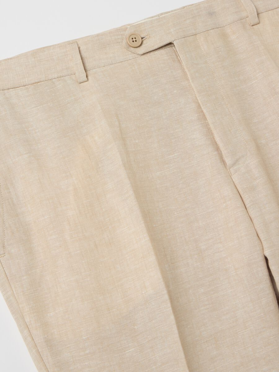 Oversized chino trousers in linen_5