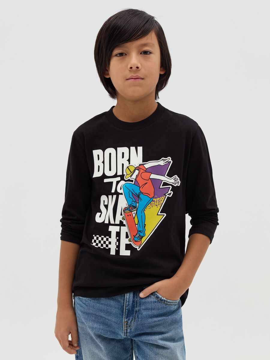 T-shirt maniche lunghe stampa "Born to Skate"_0