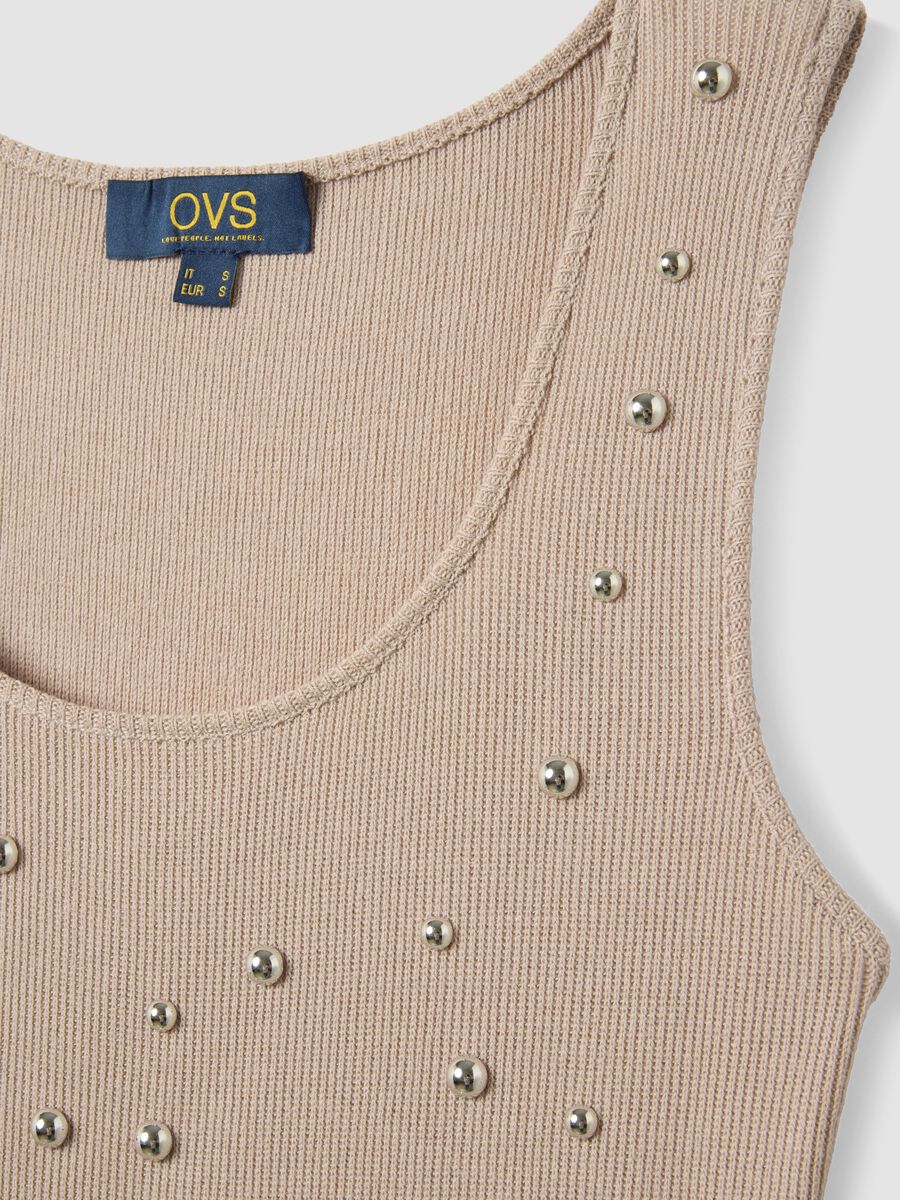 Beige regular fit tank top with metallic appliqu&eacute;s_5