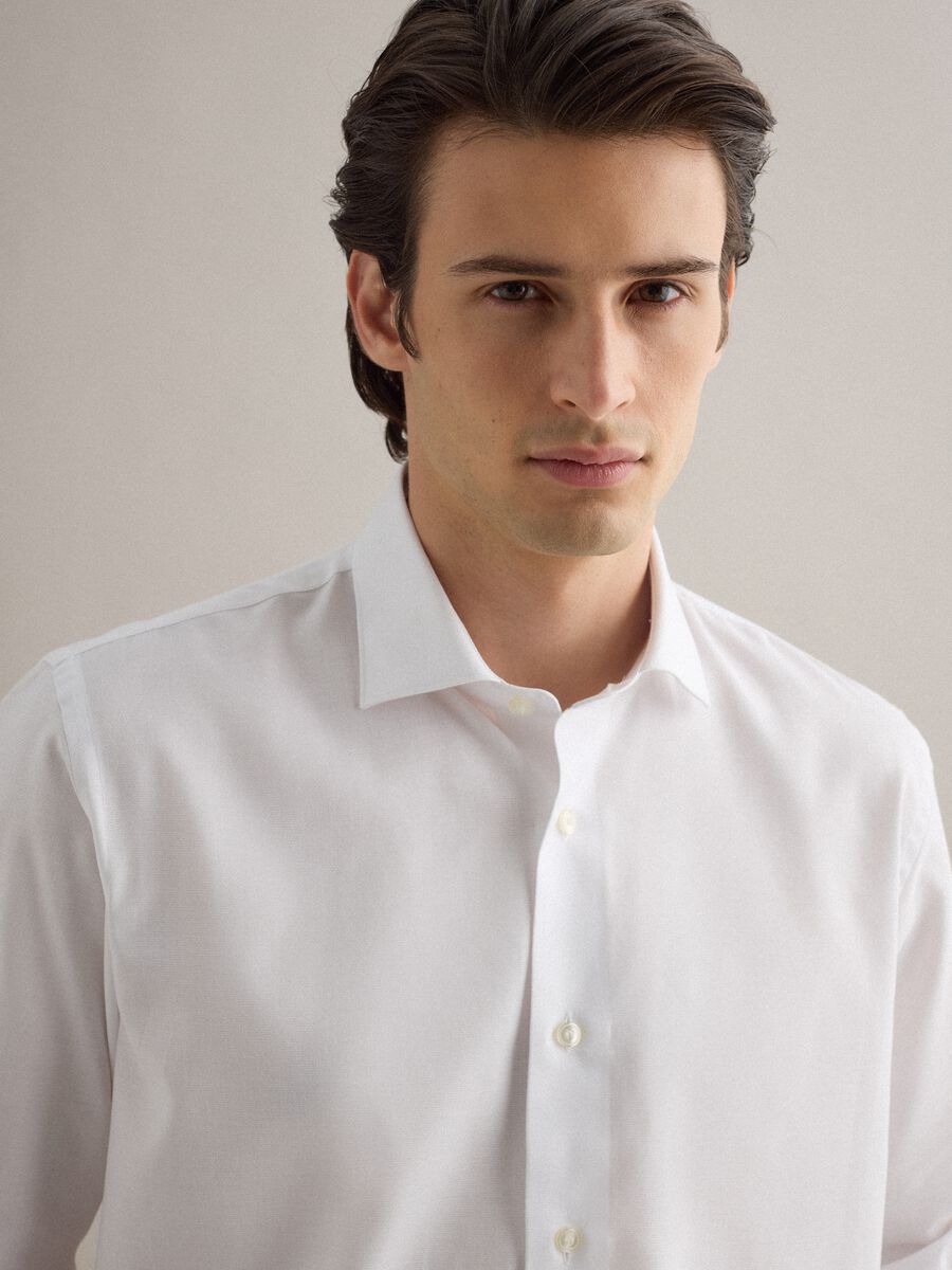 White pure cotton regular fit easy iron shirt_0