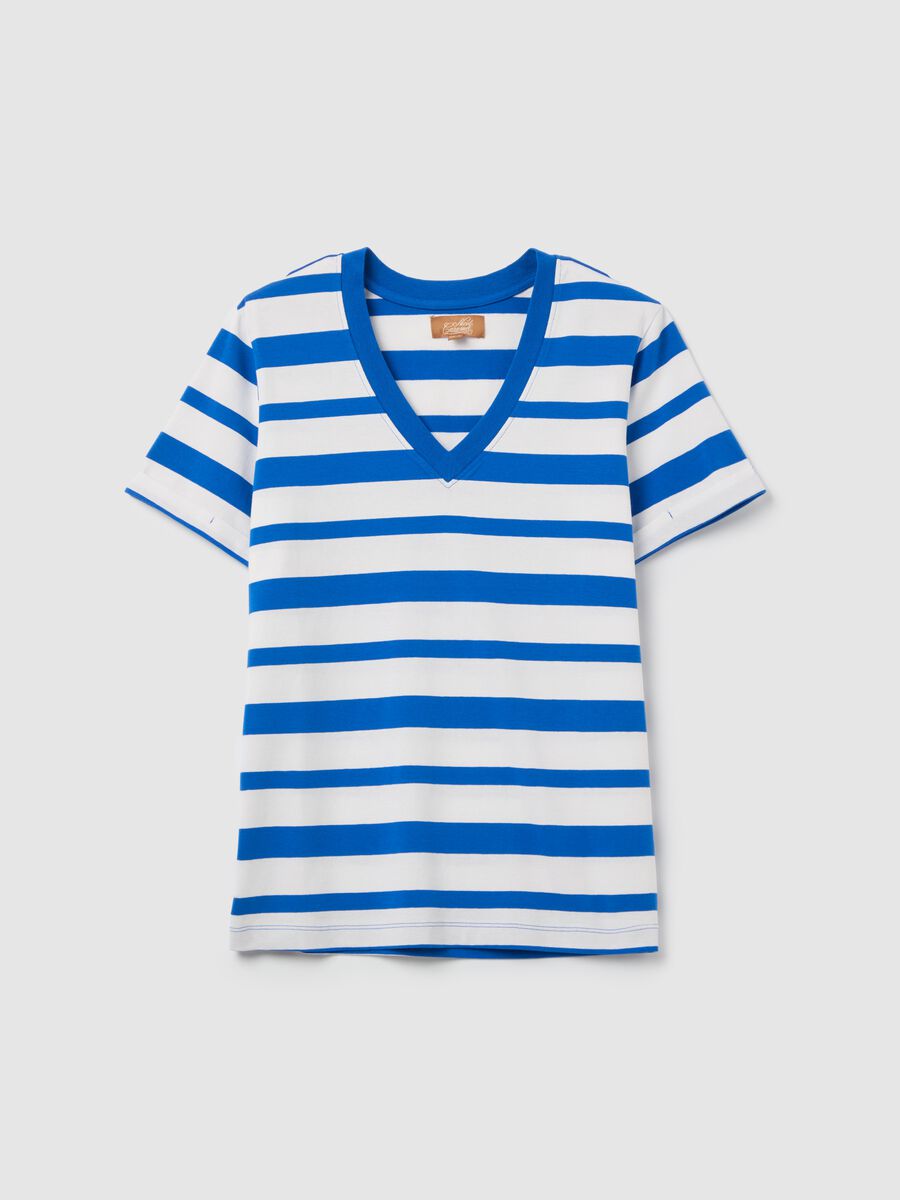 Striped maternity T-shirt with V neck_4