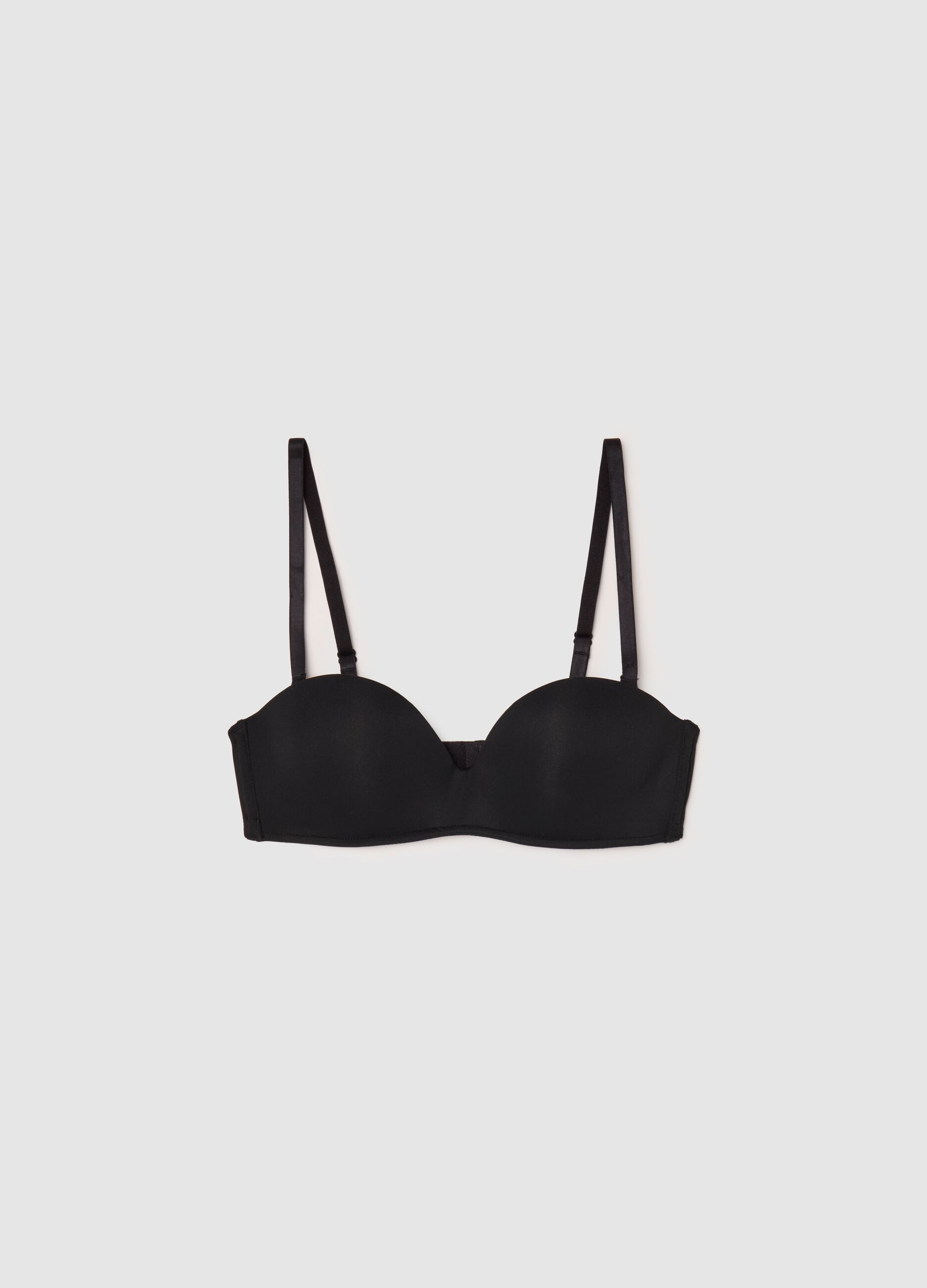 Bandeau bra with preformed cups