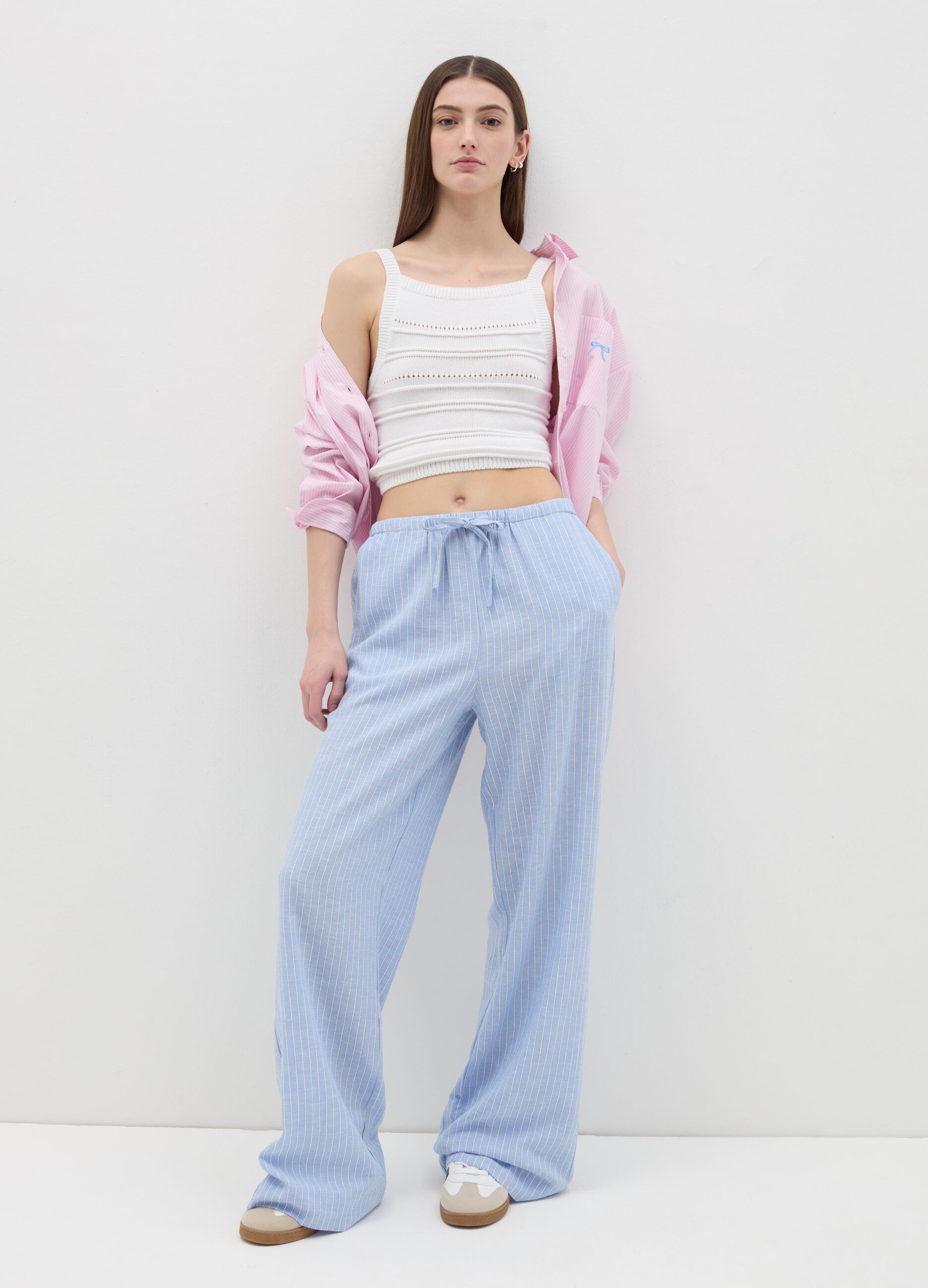Relaxed-fit trousers with drawstring