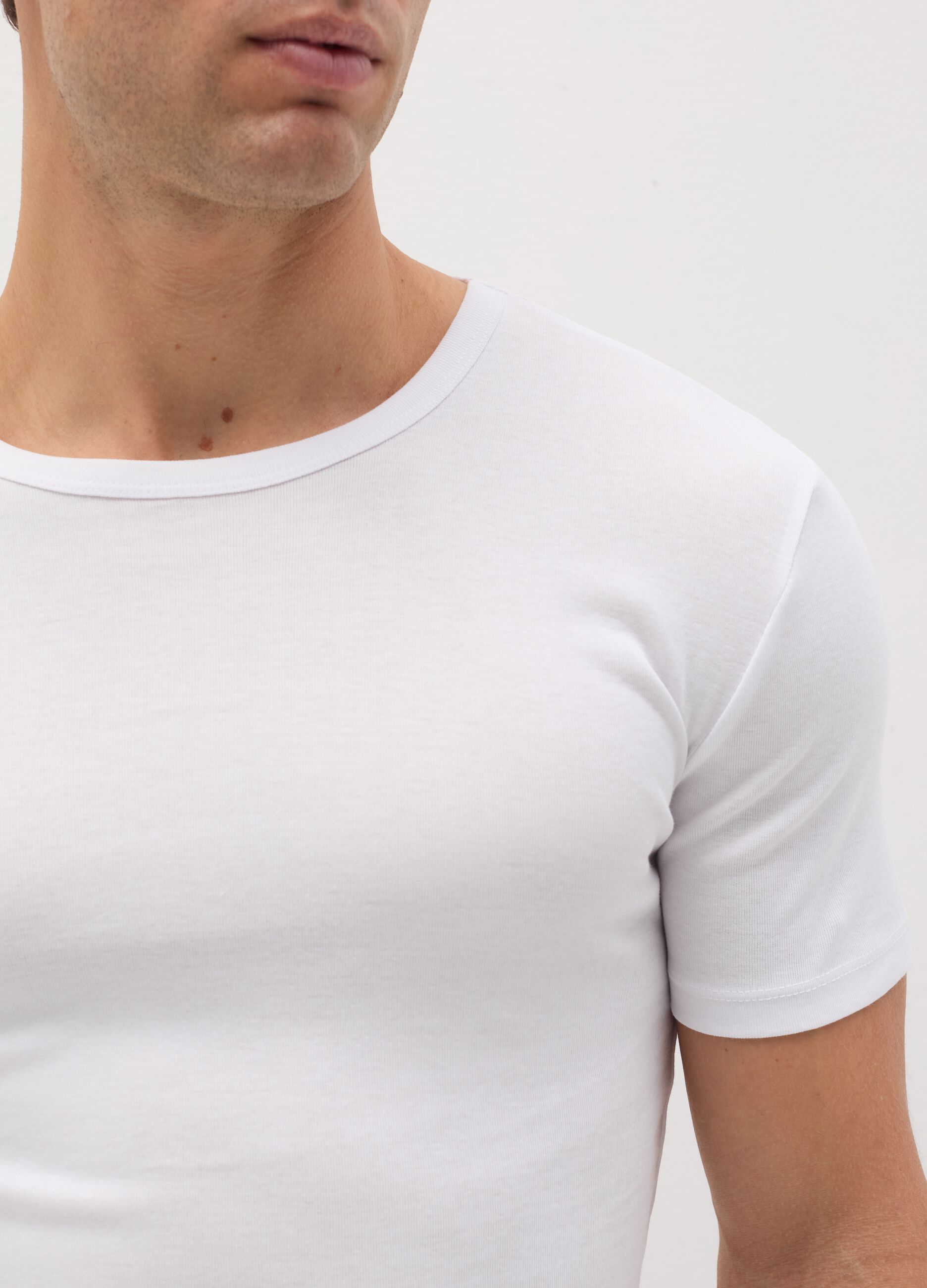 Two-pack undershirts with round neck