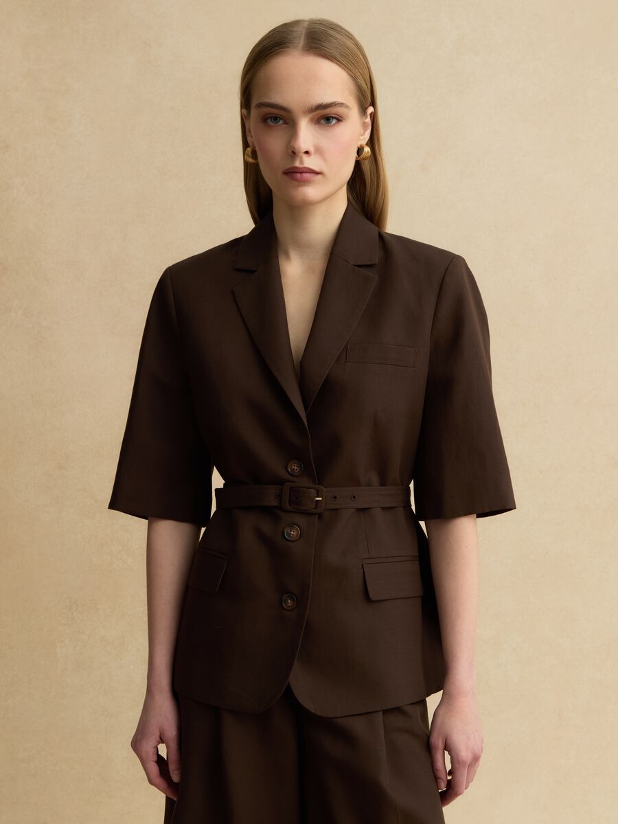 Blazer in misto lyocell e lino marrone regular fit con cintura_0