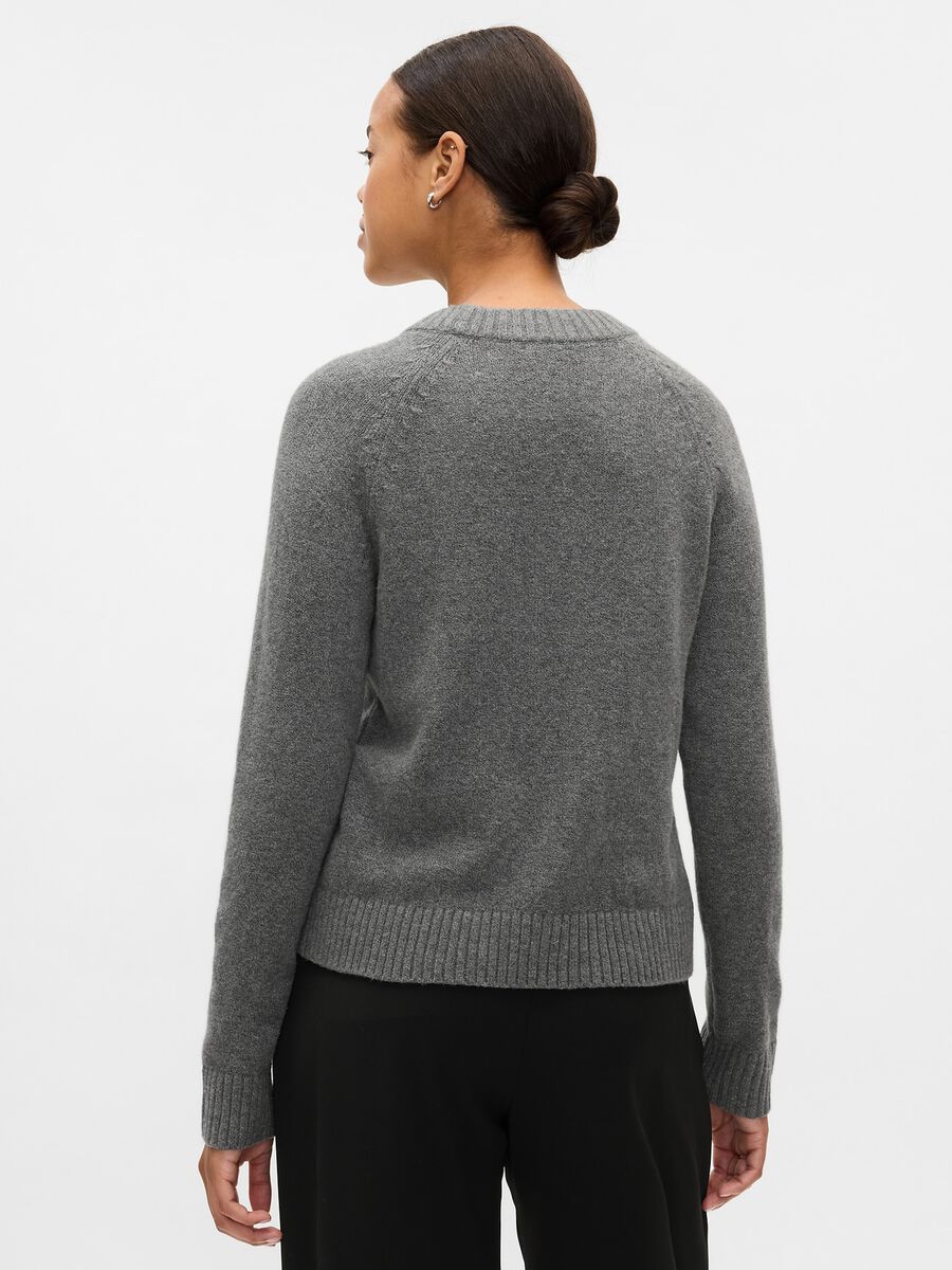 Pullover girocollo con maniche raglan_2