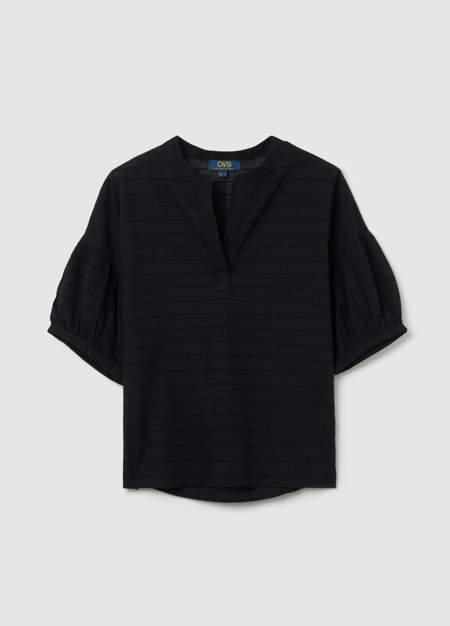 Blouse with raised stitching