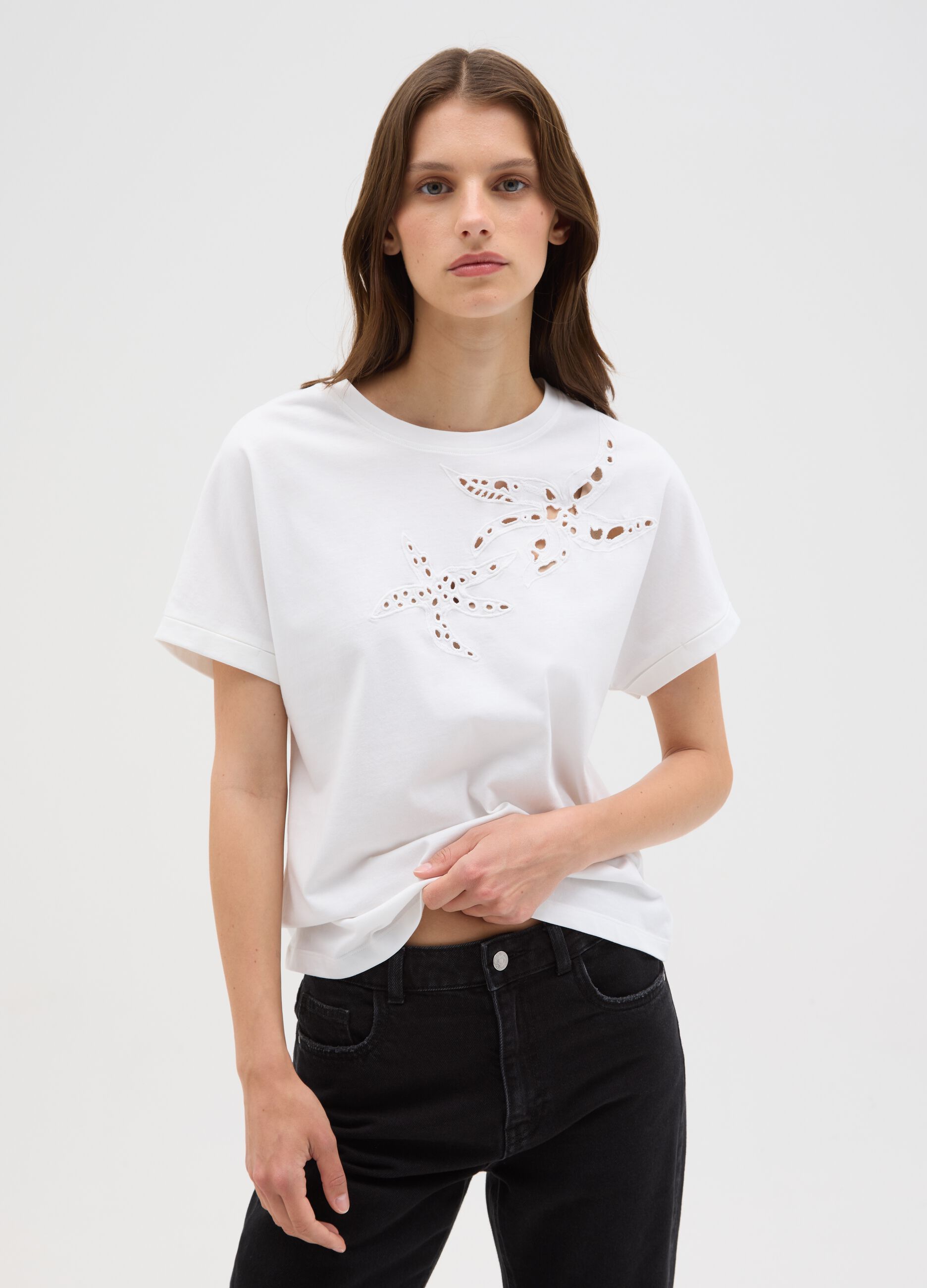 Women's White Cotton T-shirt Regular Fit with Embroidery
