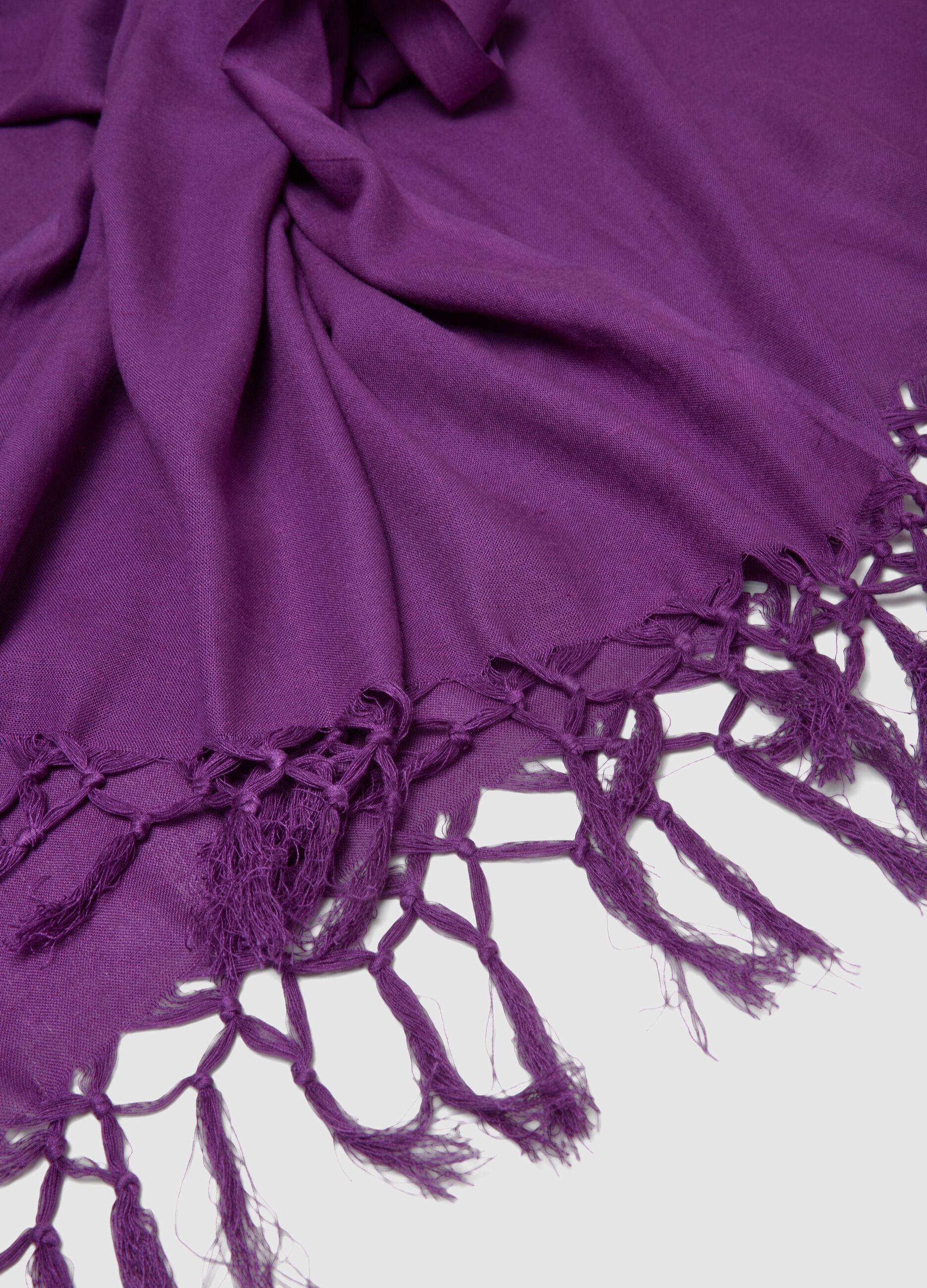 Purple viscose and linen blend scarf with fringes