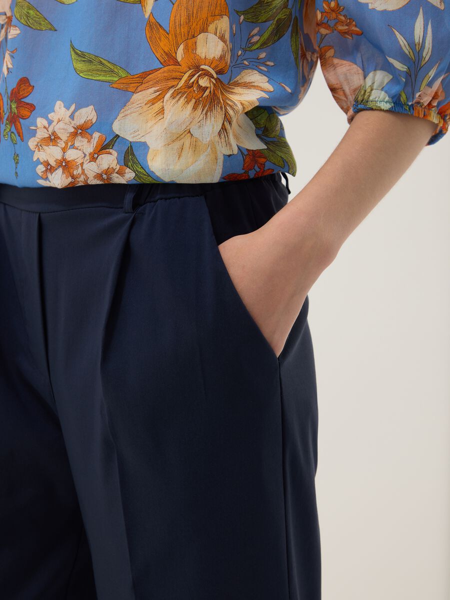 Pantaloni blu palazzo in viscosa elasticizzato_3