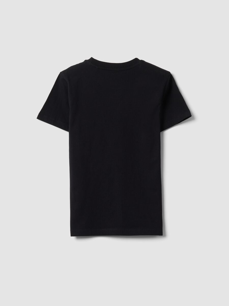 T-shirt nera a maniche corte in cotone organico_4