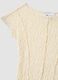 T-shirt bianca in tessuto elasticizzato con texture floreale in rilievo_2