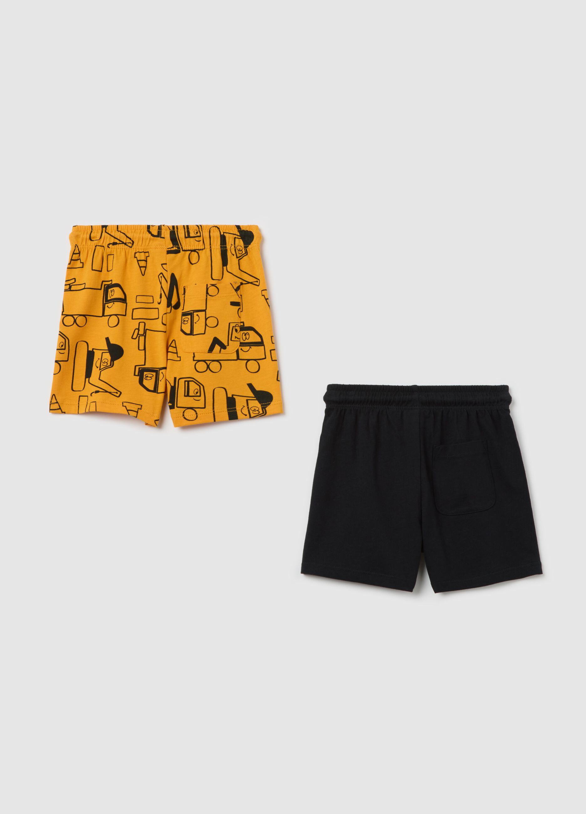Two-pack black and yellow Bermuda shorts with drawstring and print