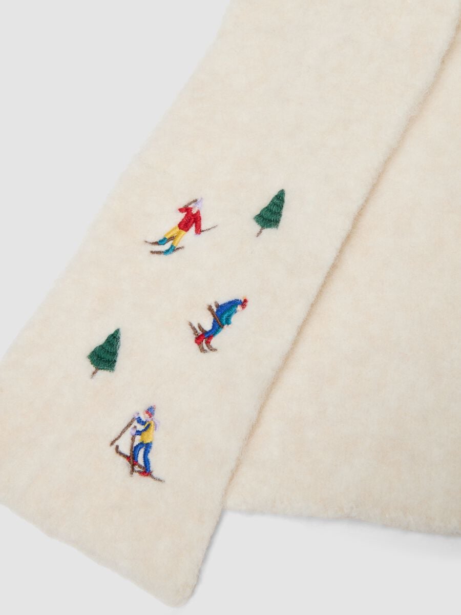 White stretch wool-blend scarf with skier embroidery_1