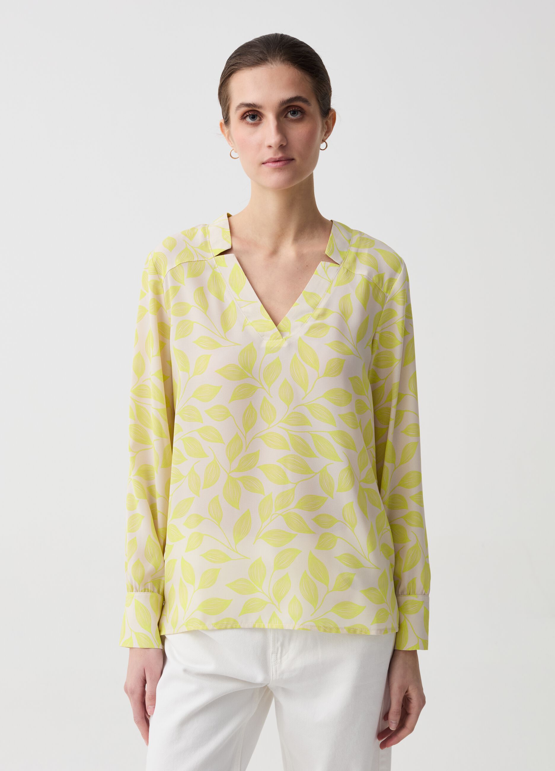 Blouse with V neck and splits