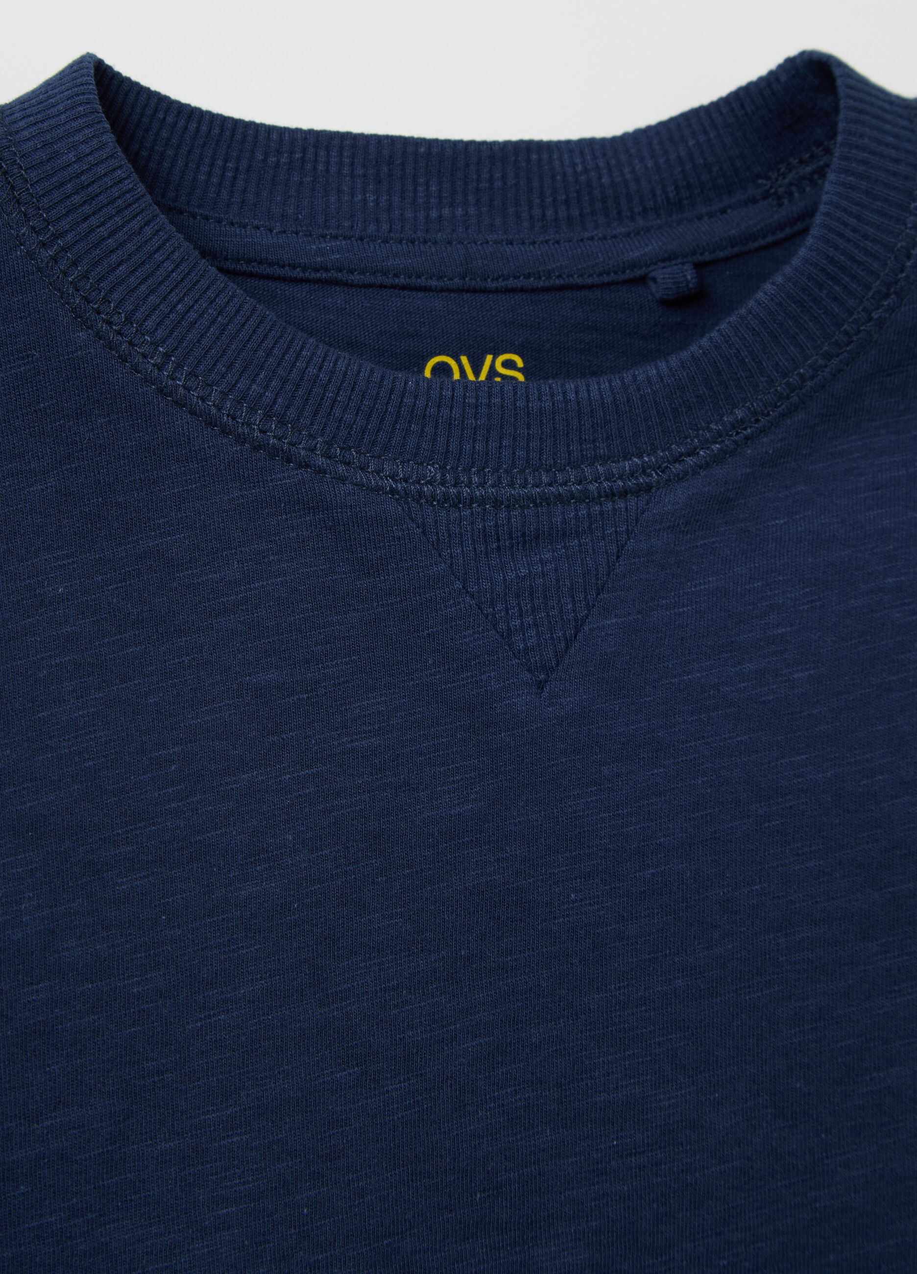 Cotton T-shirt with round neck