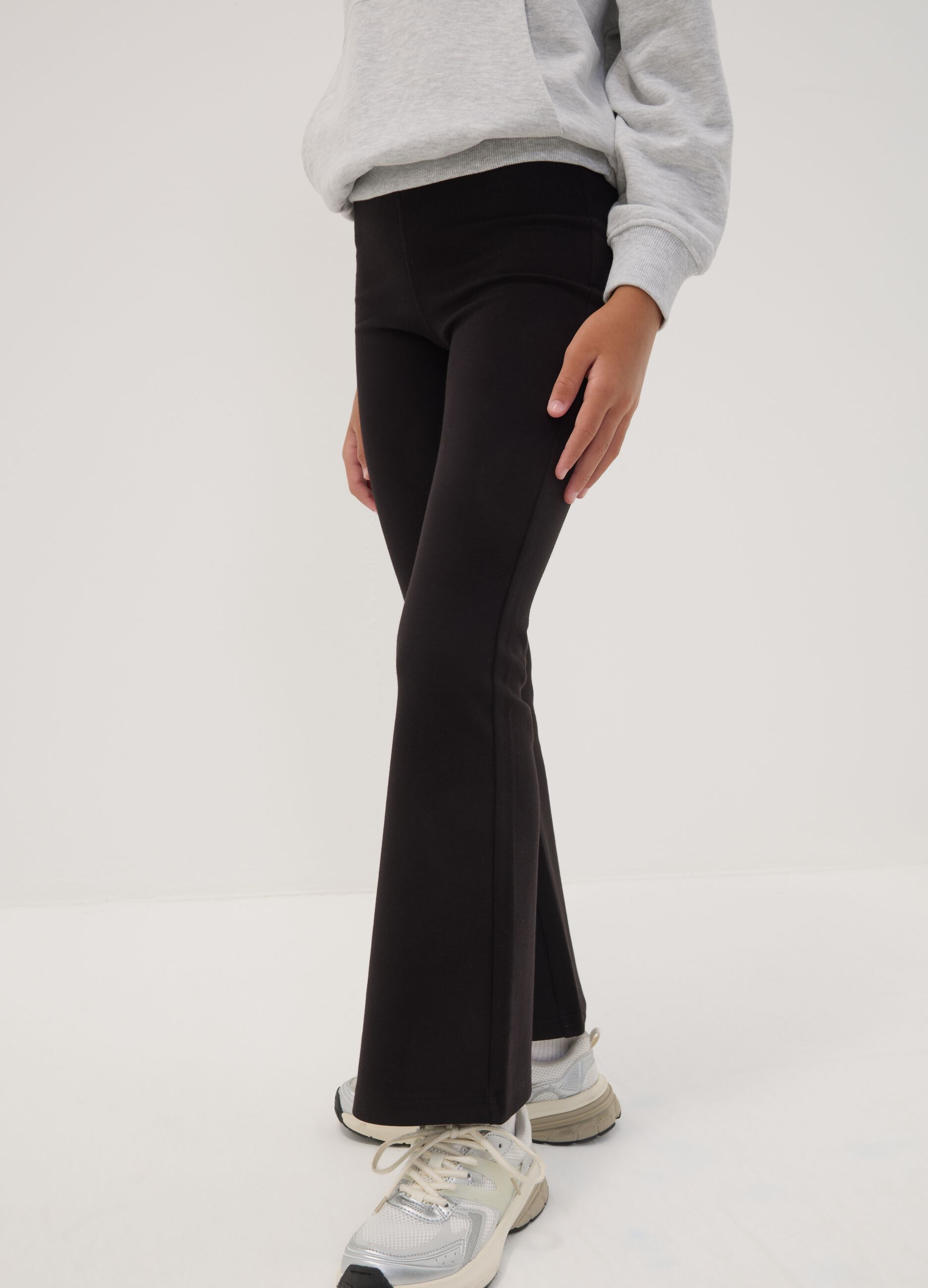 Black flared-fit stretch cotton leggings for girls