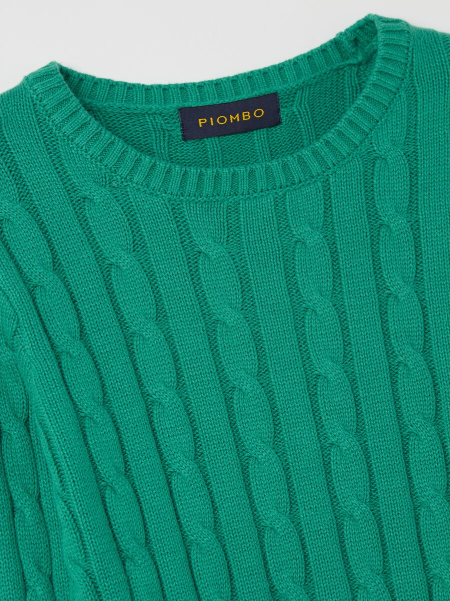 Ribbed pullover with cable-knit design_5