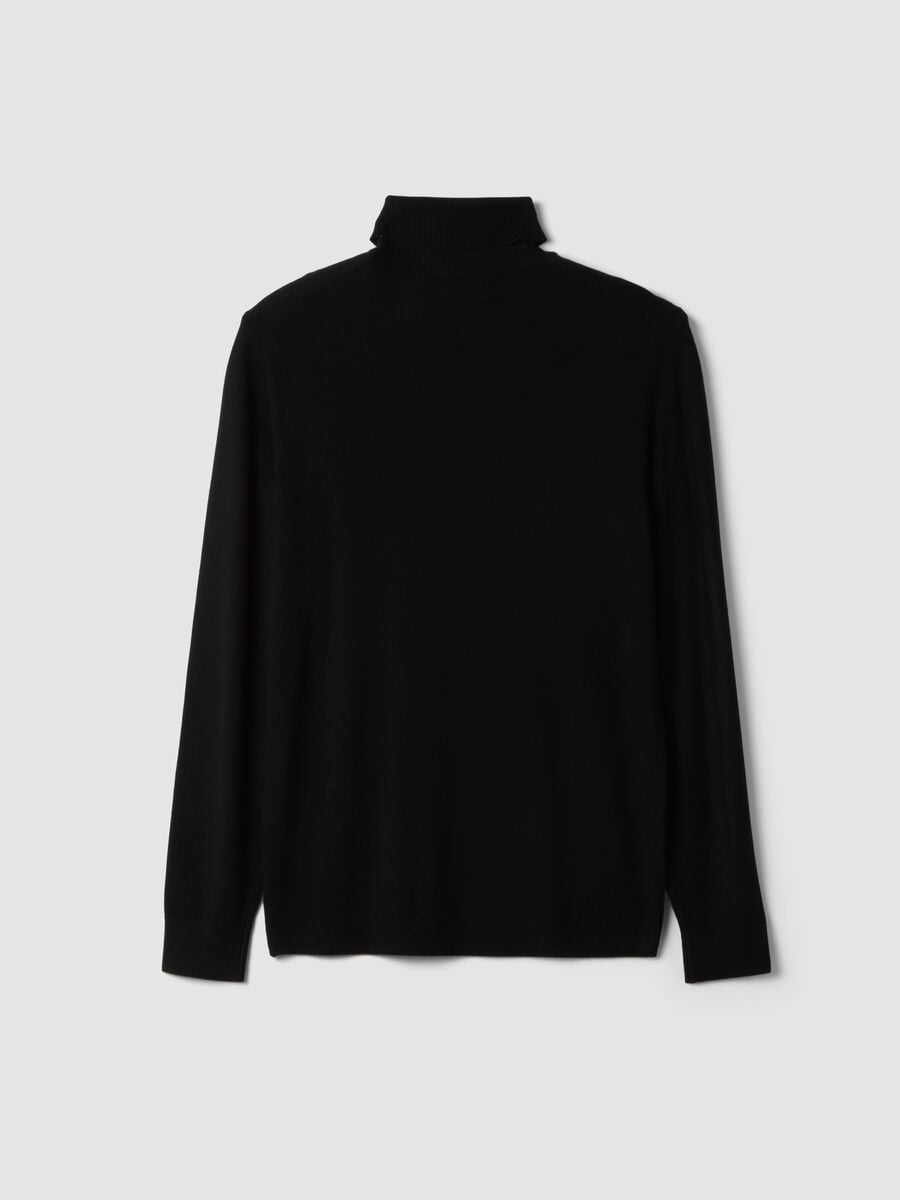 Maglia nera in misto viscosa a Dolcevita_2