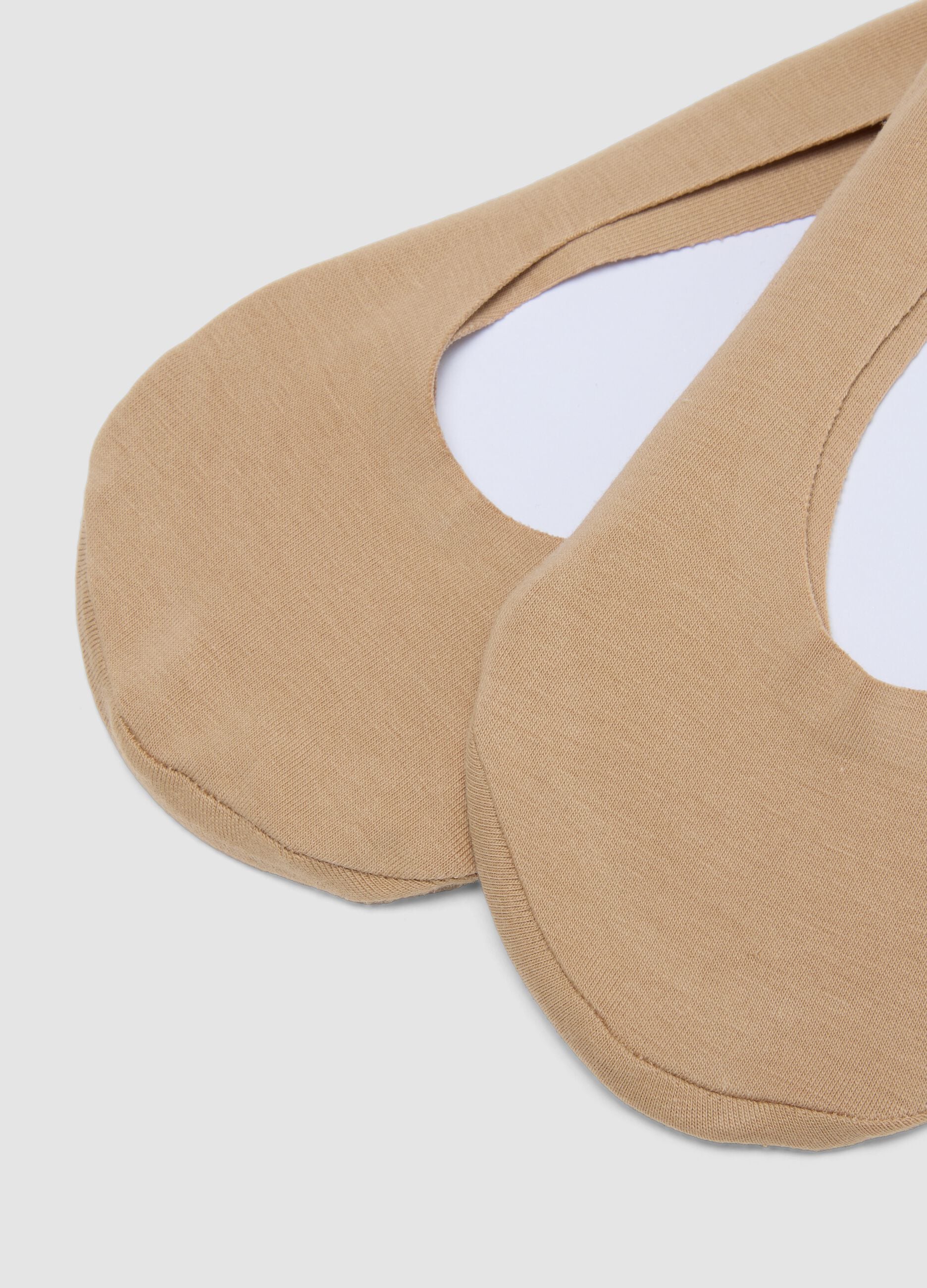 2-pack of beige organic cotton invisible socks
