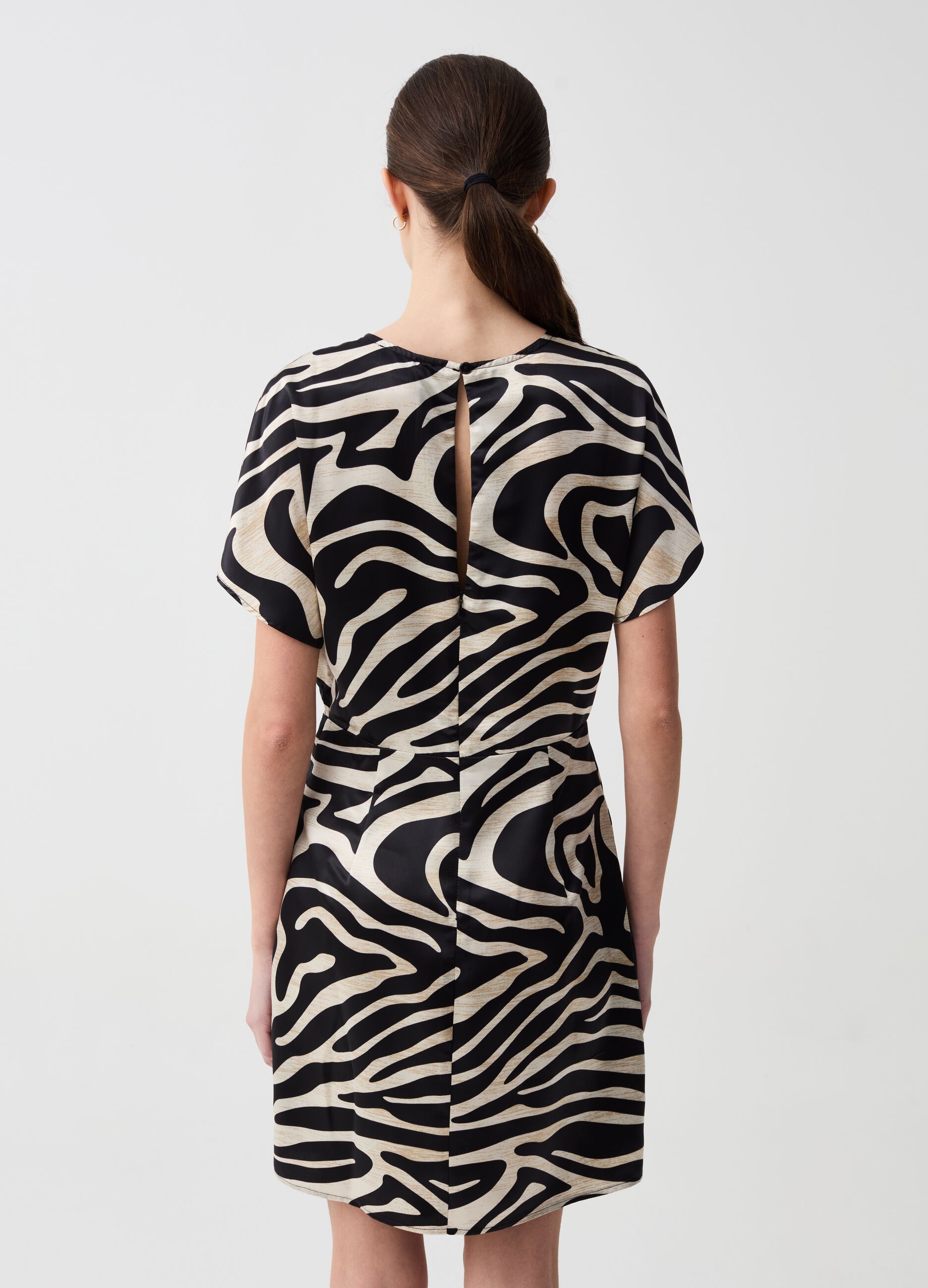 Short satin dress with zebra print