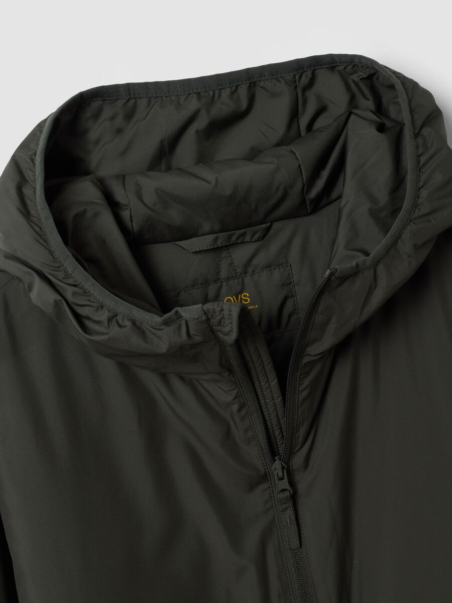 Giubbotto verde militare con cappuccio e zip_1