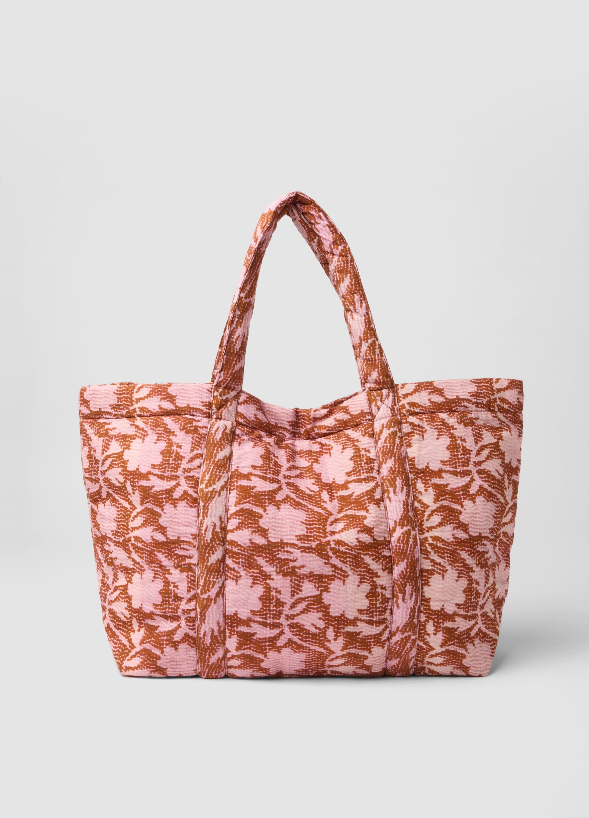 Pink pure quilted cotton beach bag with floral print