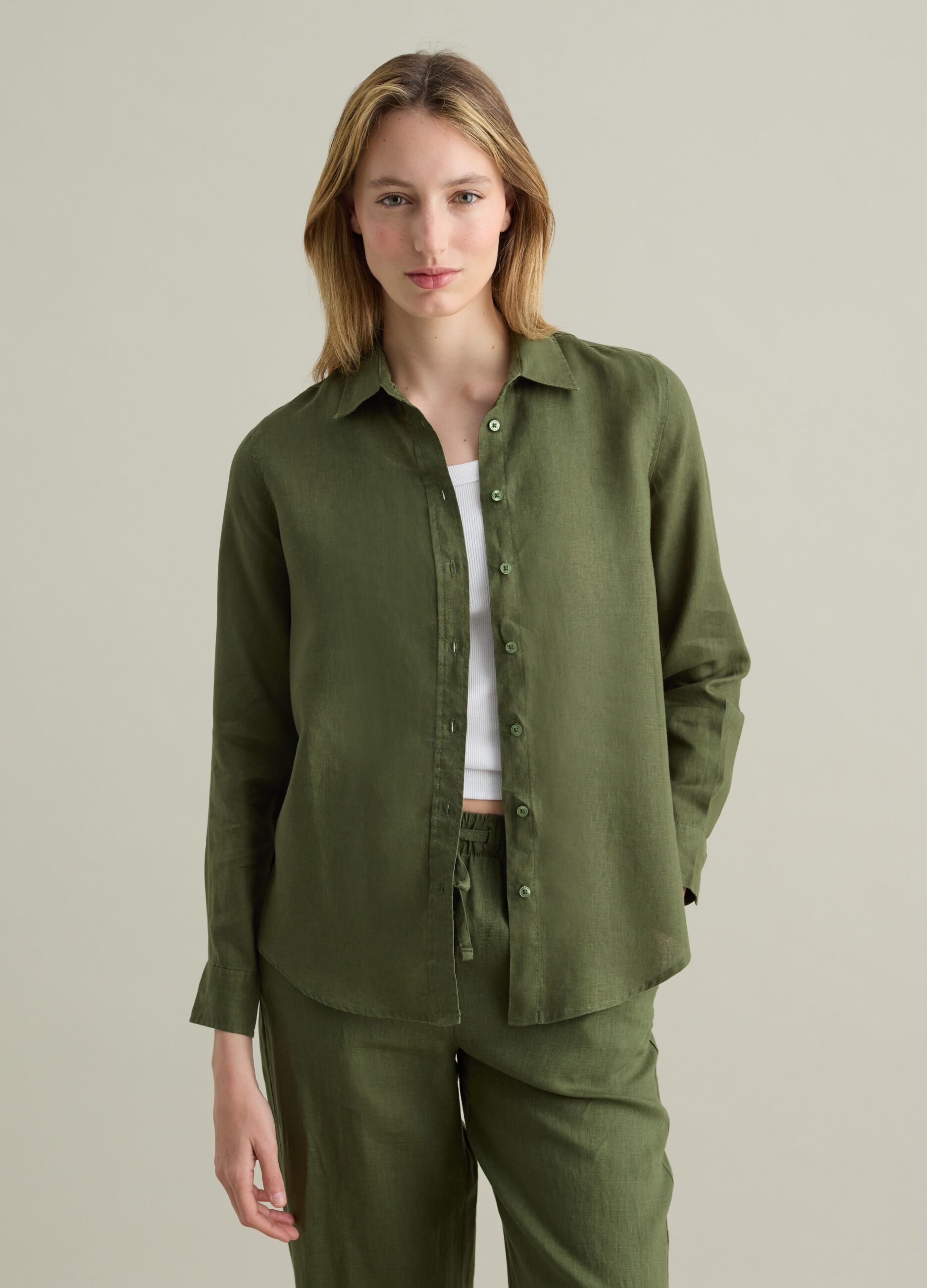 Green regular-fit shirt in linen